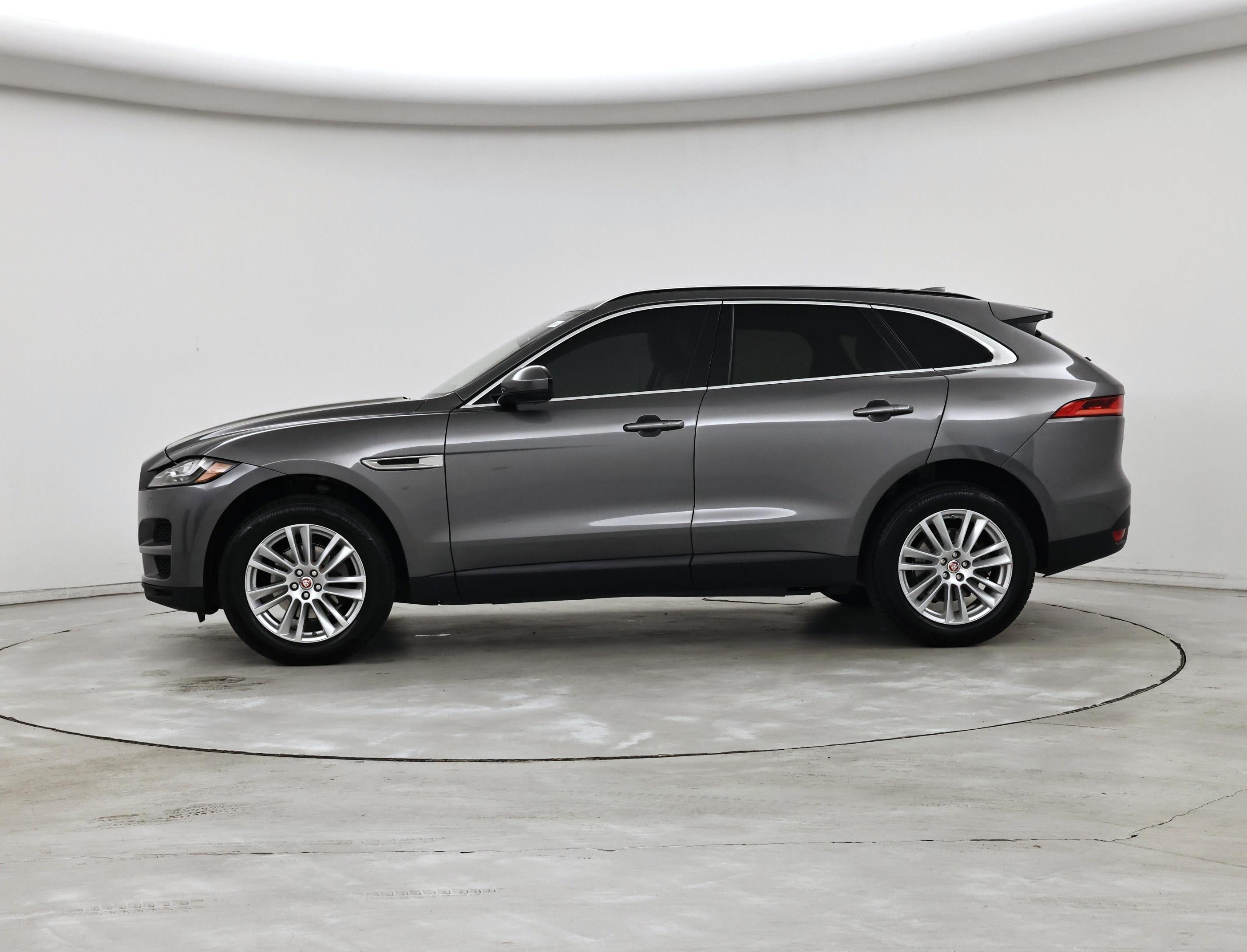 Thumbnail: 2018 Jaguar F-Pace - 3