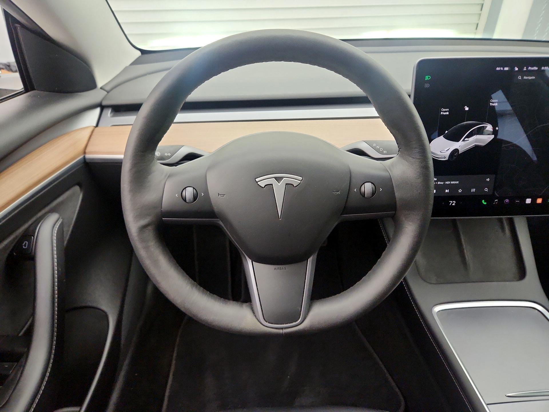 Thumbnail: 2021 Tesla Model 3 - 10
