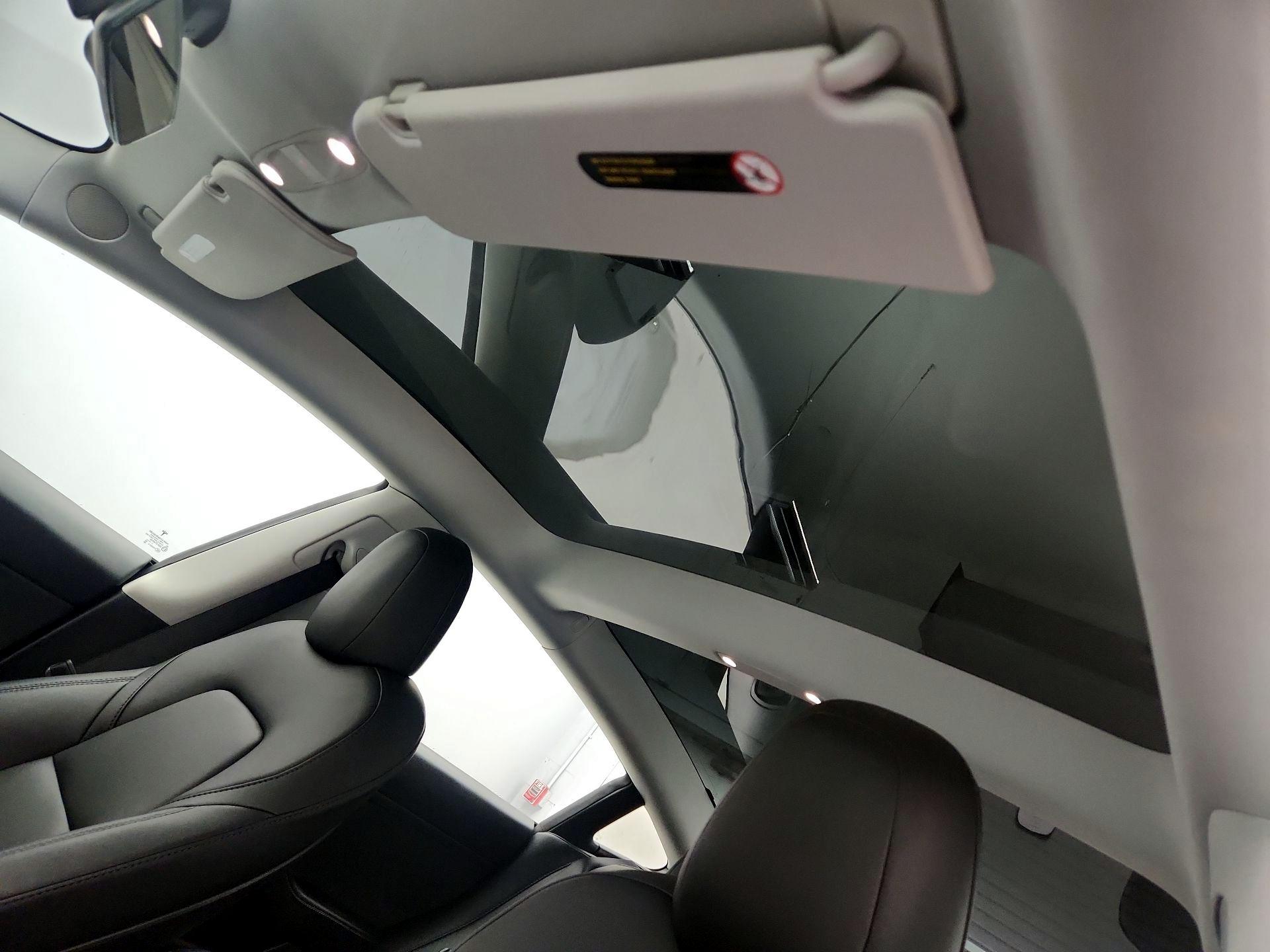 Thumbnail: 2021 Tesla Model 3 - 11
