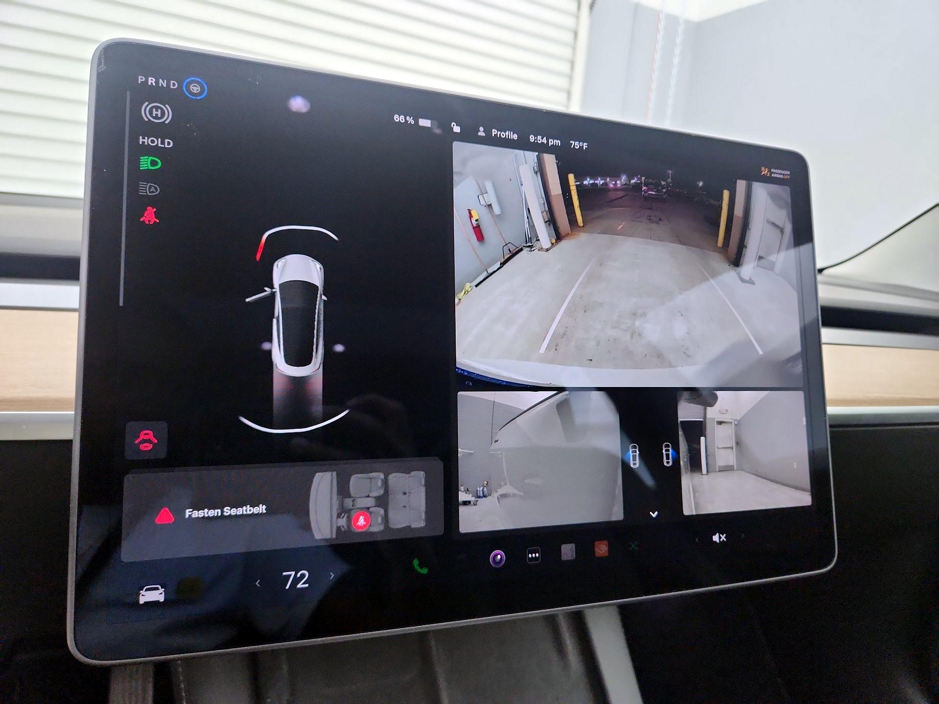 Thumbnail: 2021 Tesla Model 3 - 15