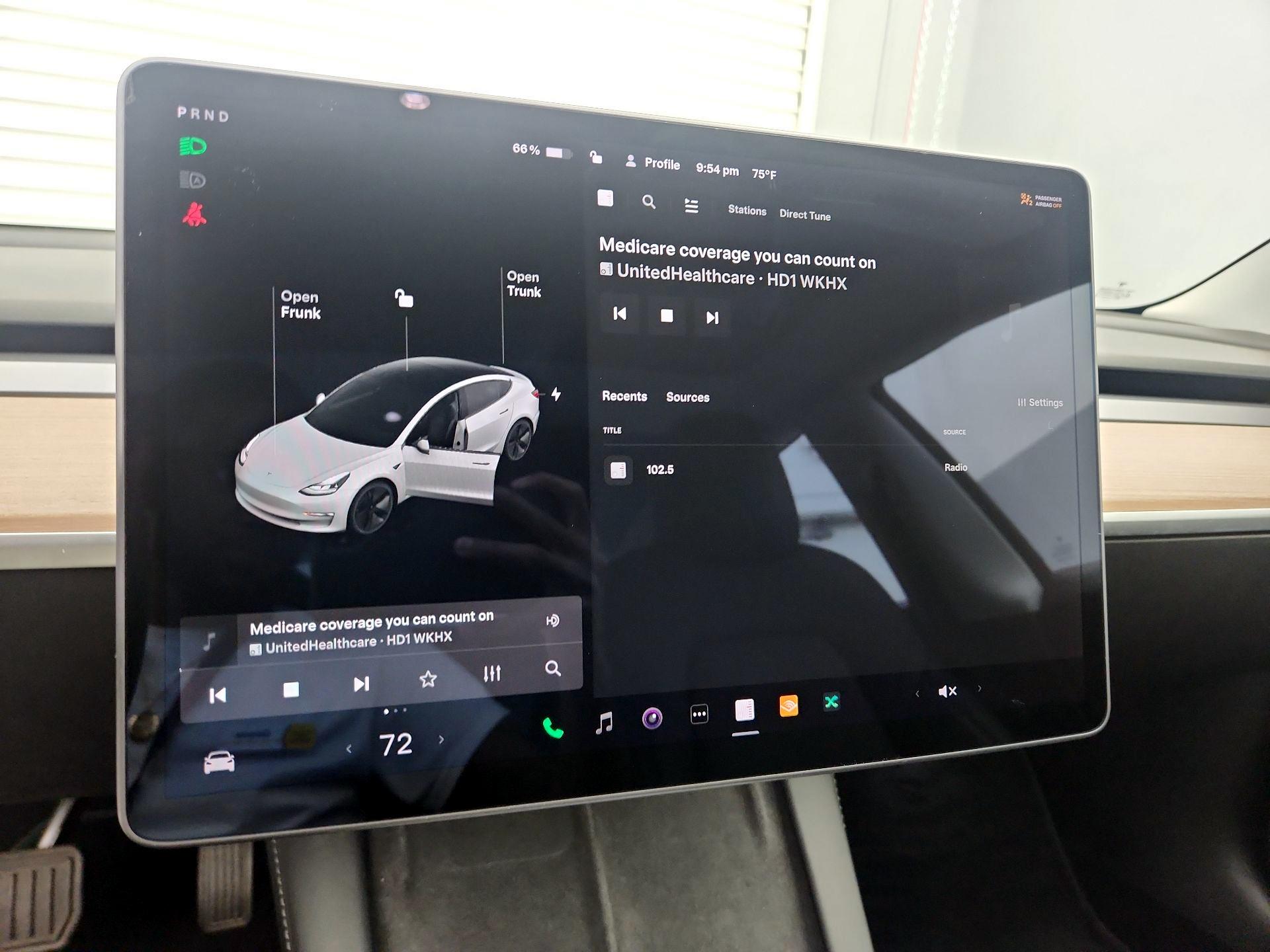 Thumbnail: 2021 Tesla Model 3 - 16