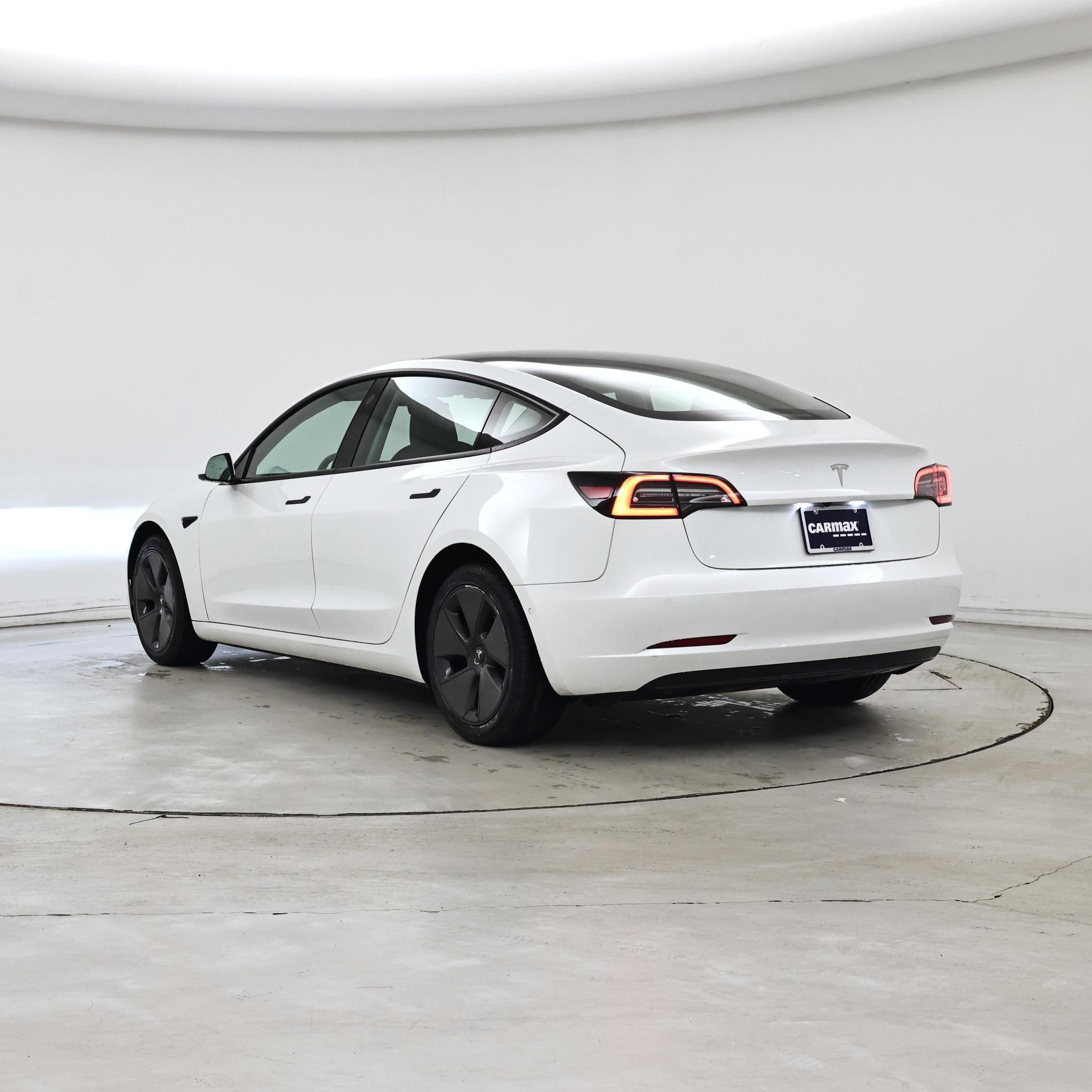 Thumbnail: 2021 Tesla Model 3 - 2