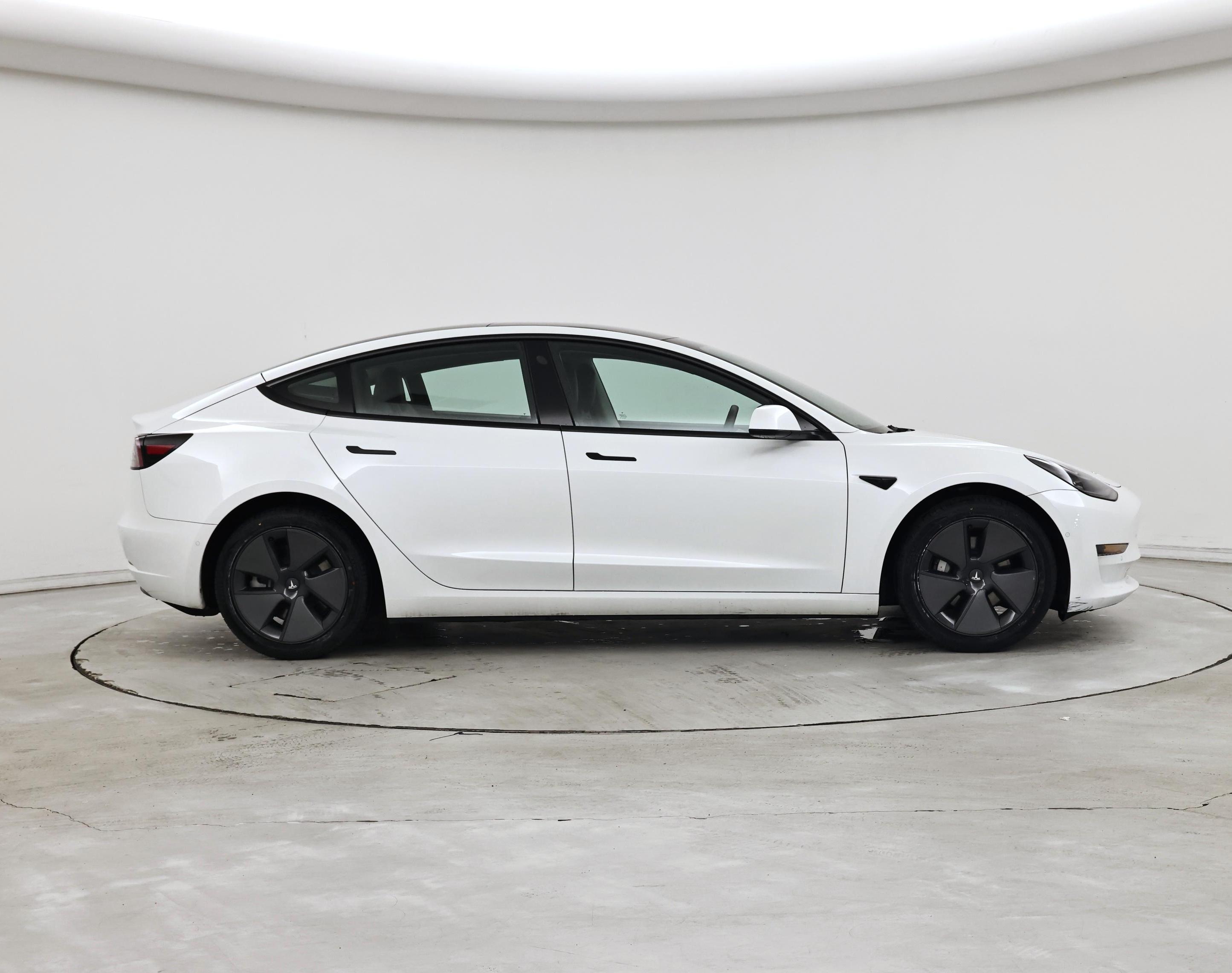 Thumbnail: 2021 Tesla Model 3 - 7