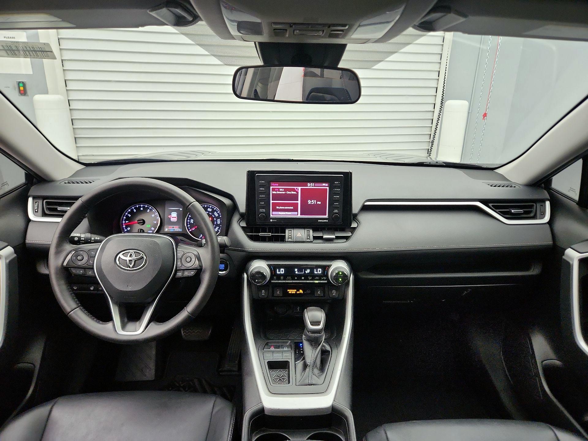 Thumbnail: 2021 Toyota RAV4 - 9