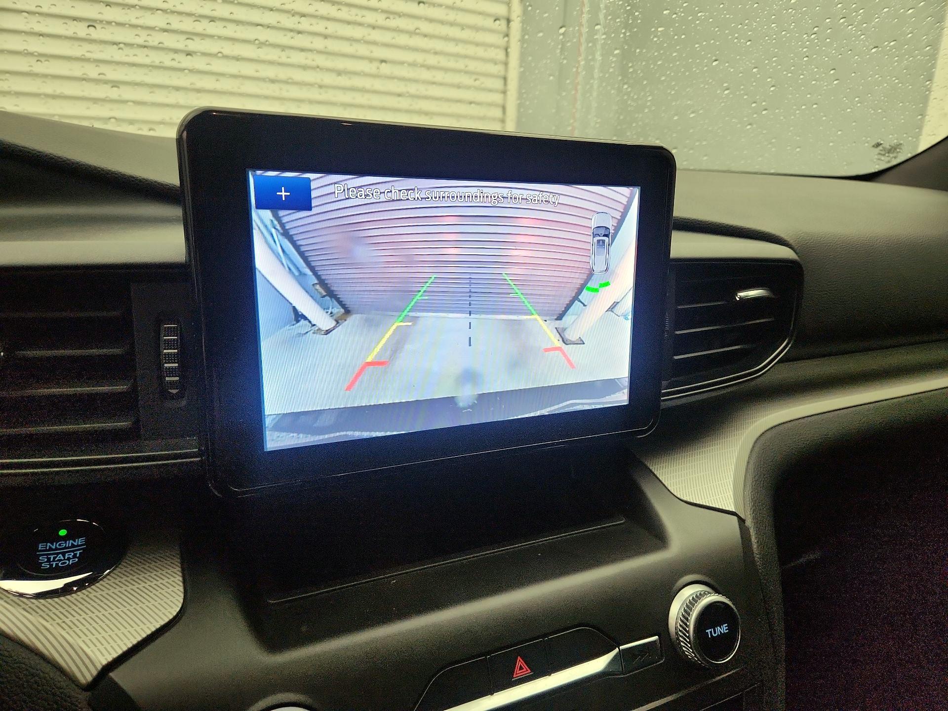 Thumbnail: 2020 Ford Explorer - 14