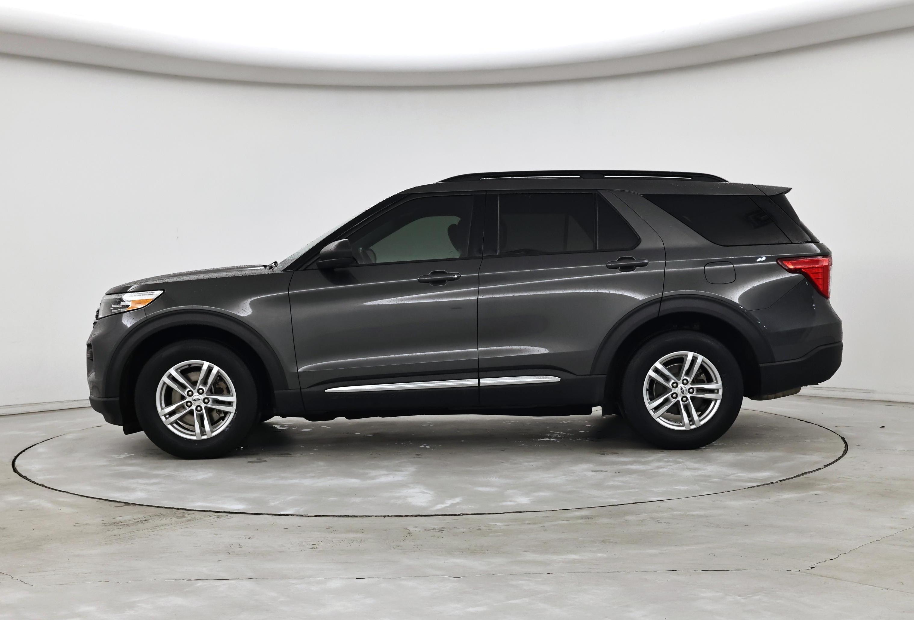 Thumbnail: 2020 Ford Explorer - 3