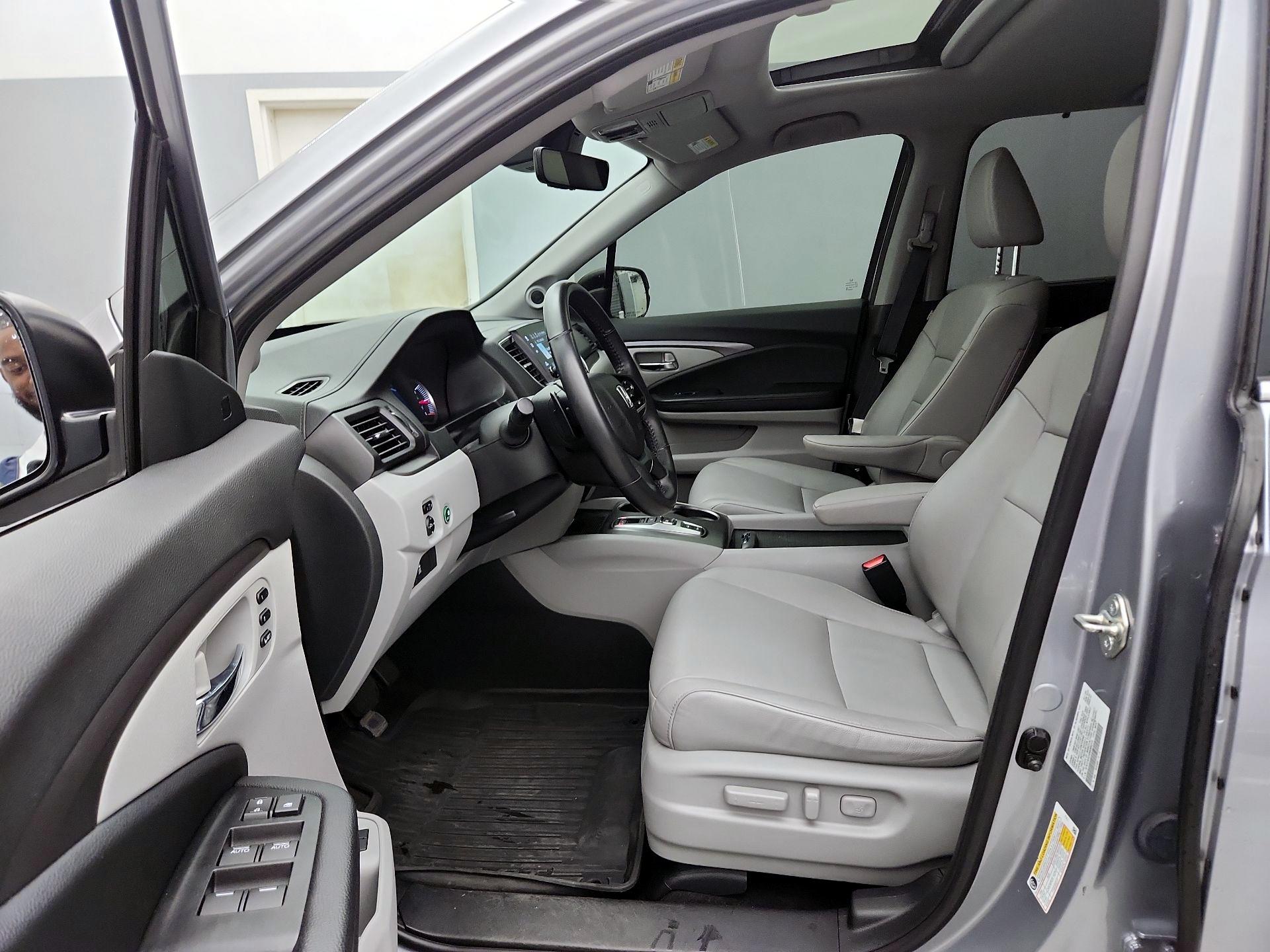 Thumbnail: 2021 Honda Pilot - 11