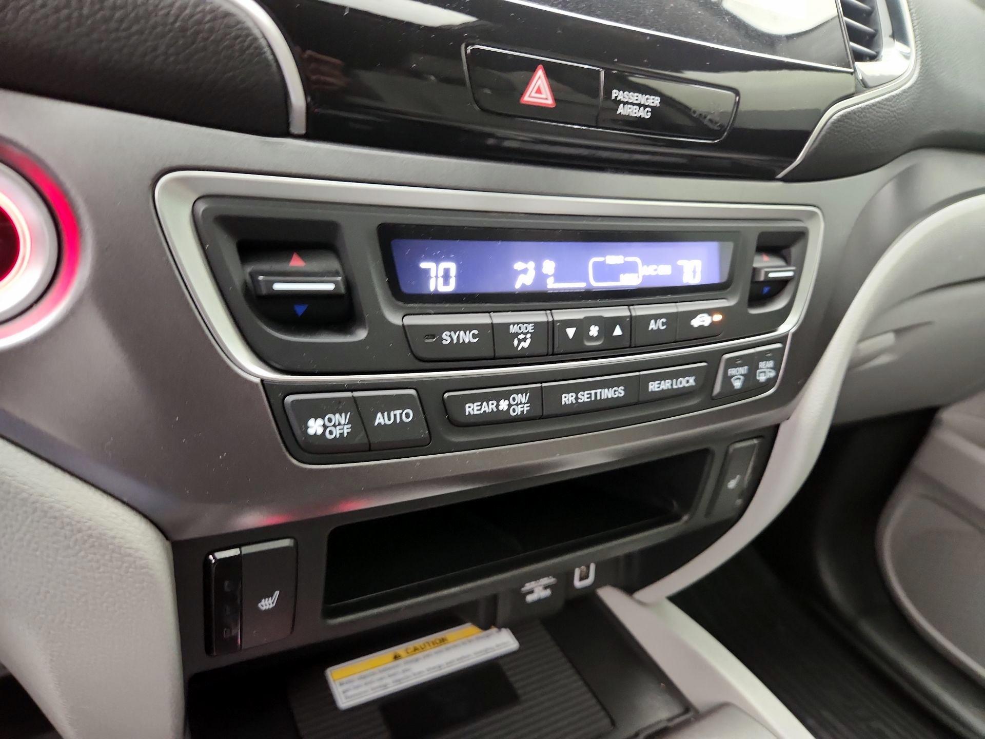 Thumbnail: 2021 Honda Pilot - 16