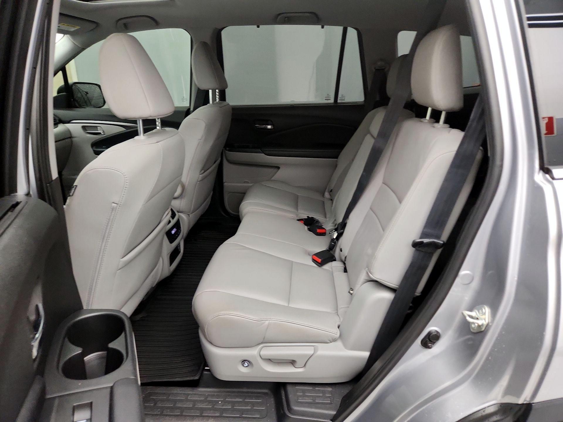 Thumbnail: 2021 Honda Pilot - 20