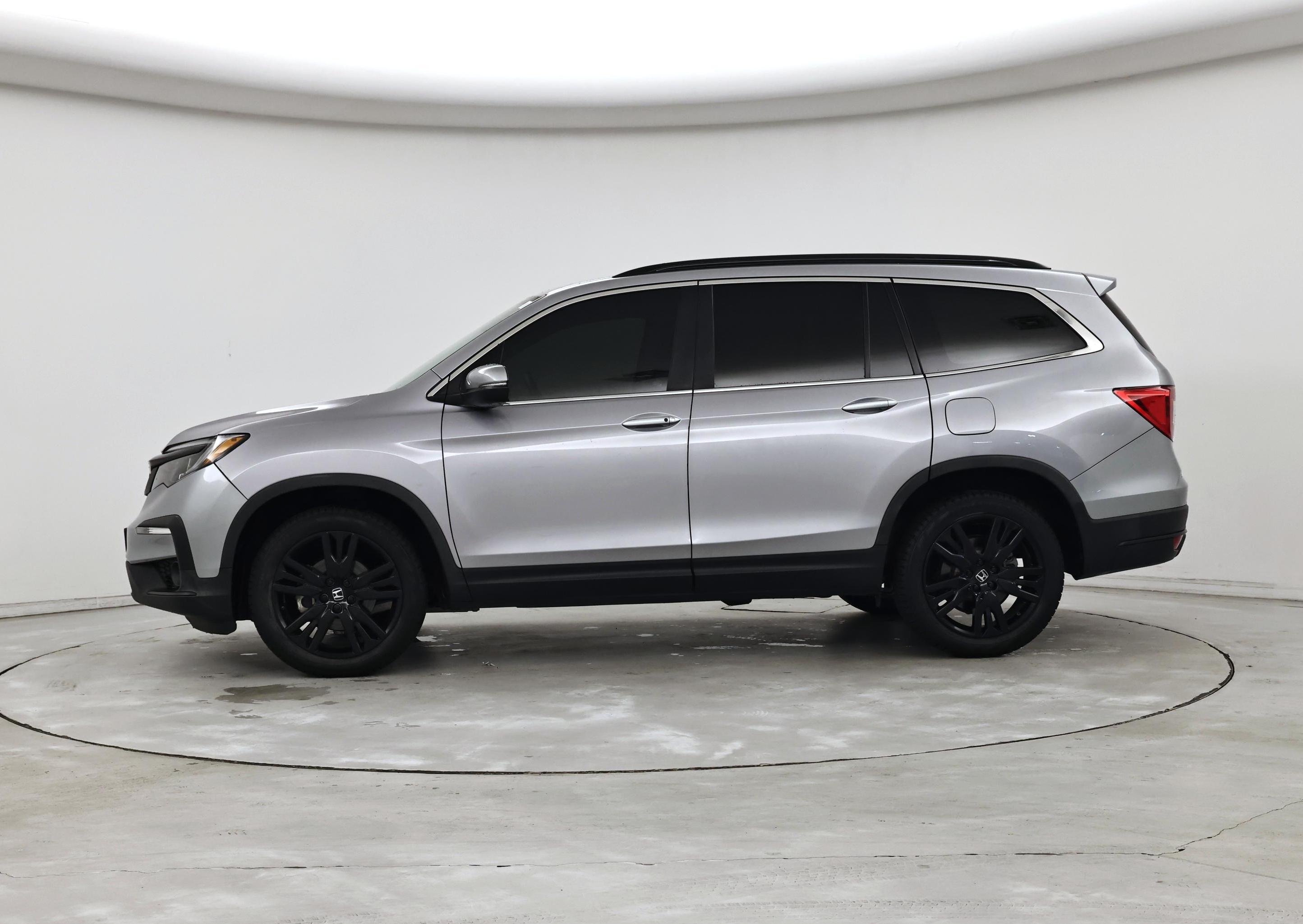 Thumbnail: 2021 Honda Pilot - 3