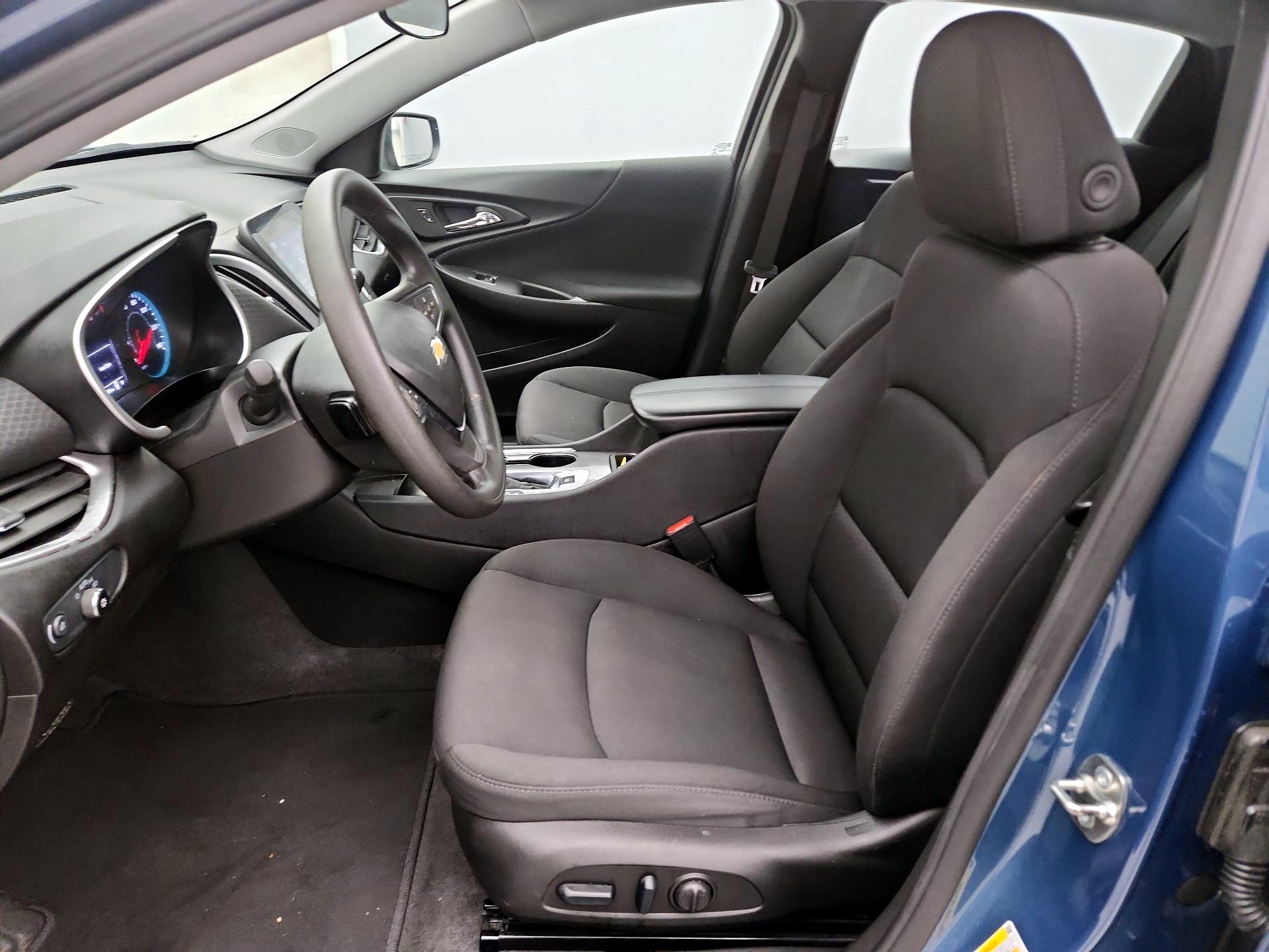 Thumbnail: 2024 Chevrolet Malibu - 11