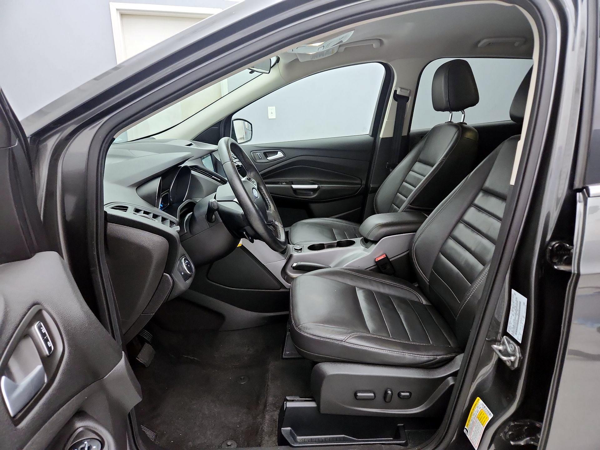 Thumbnail: 2016 Ford Escape - 11