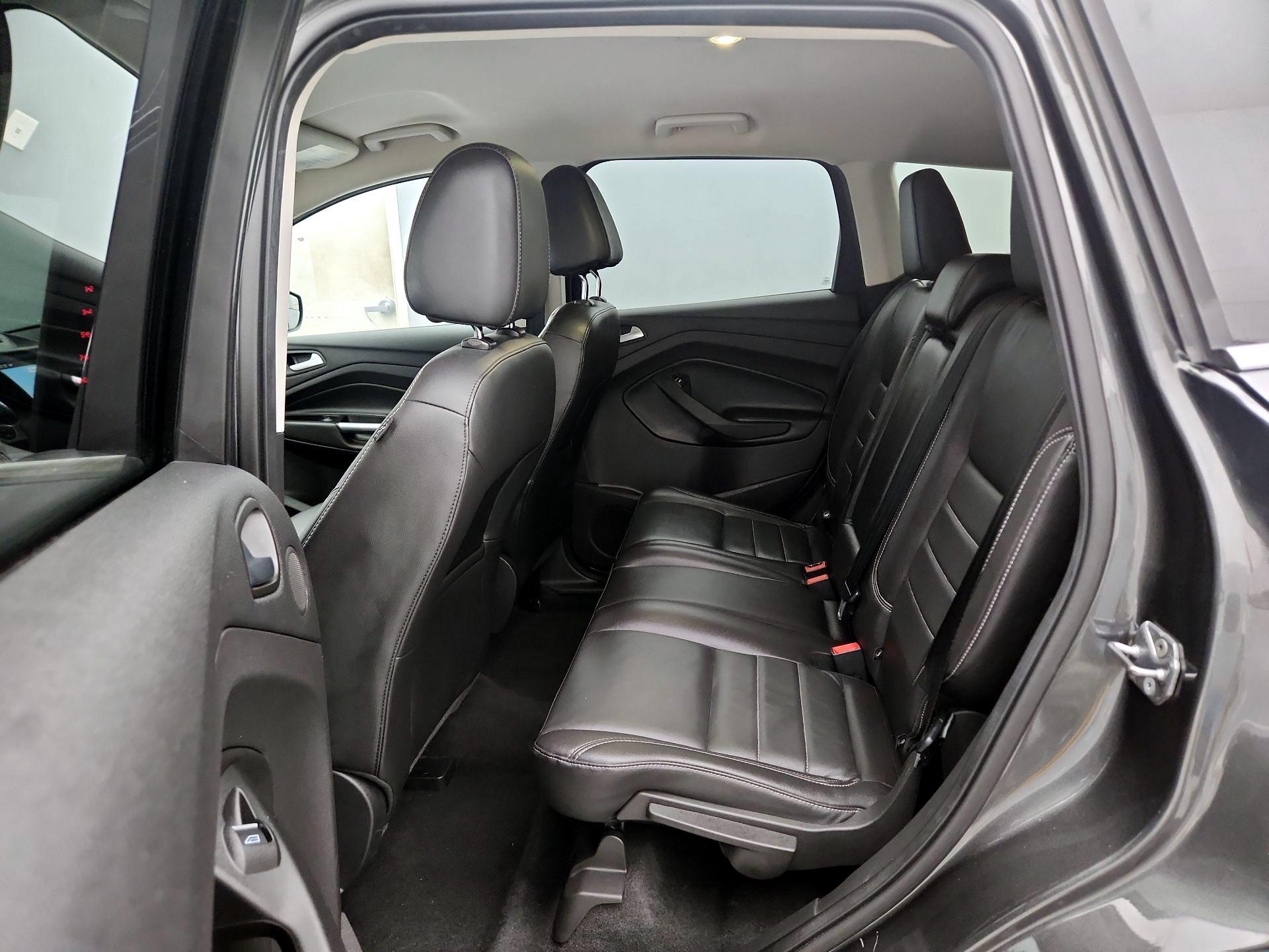 Thumbnail: 2016 Ford Escape - 19
