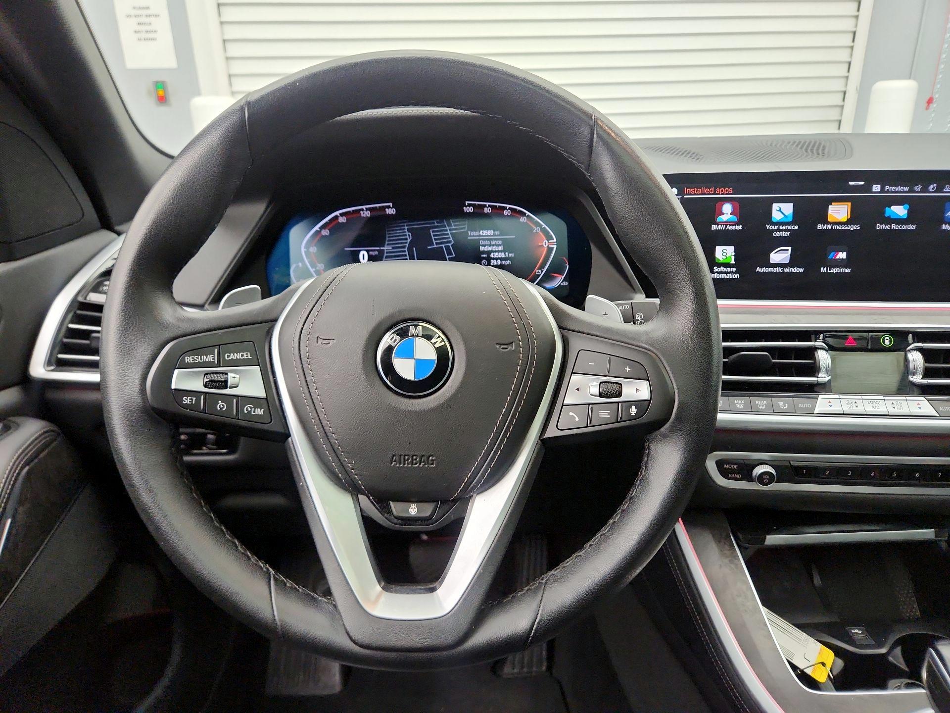 Thumbnail: 2022 BMW X5 - 10