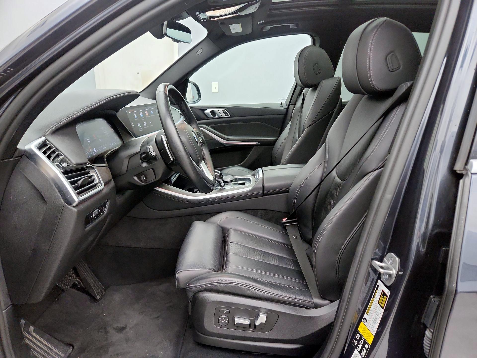 Thumbnail: 2022 BMW X5 - 11