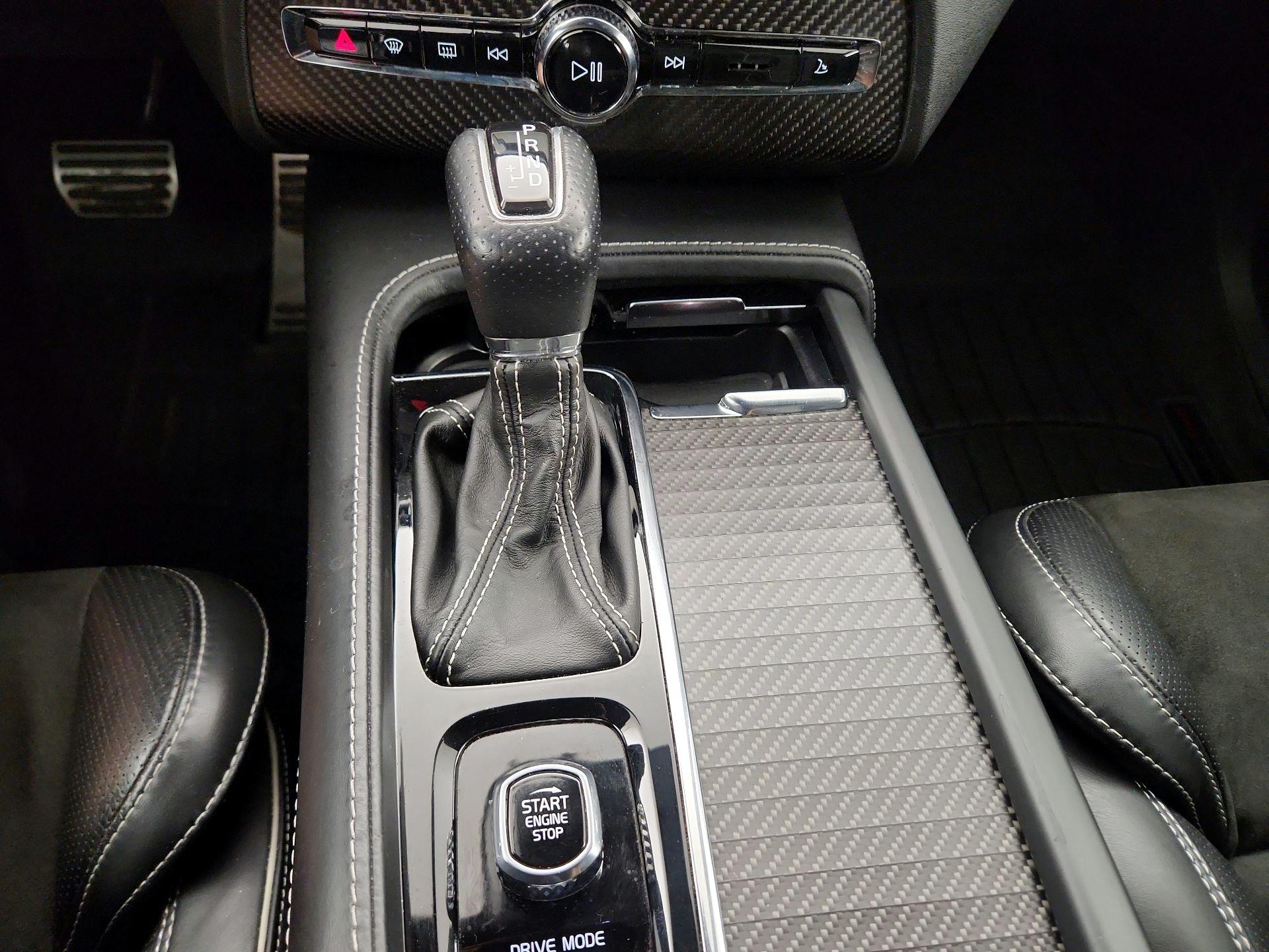 Thumbnail: 2018 Volvo XC90 - 18