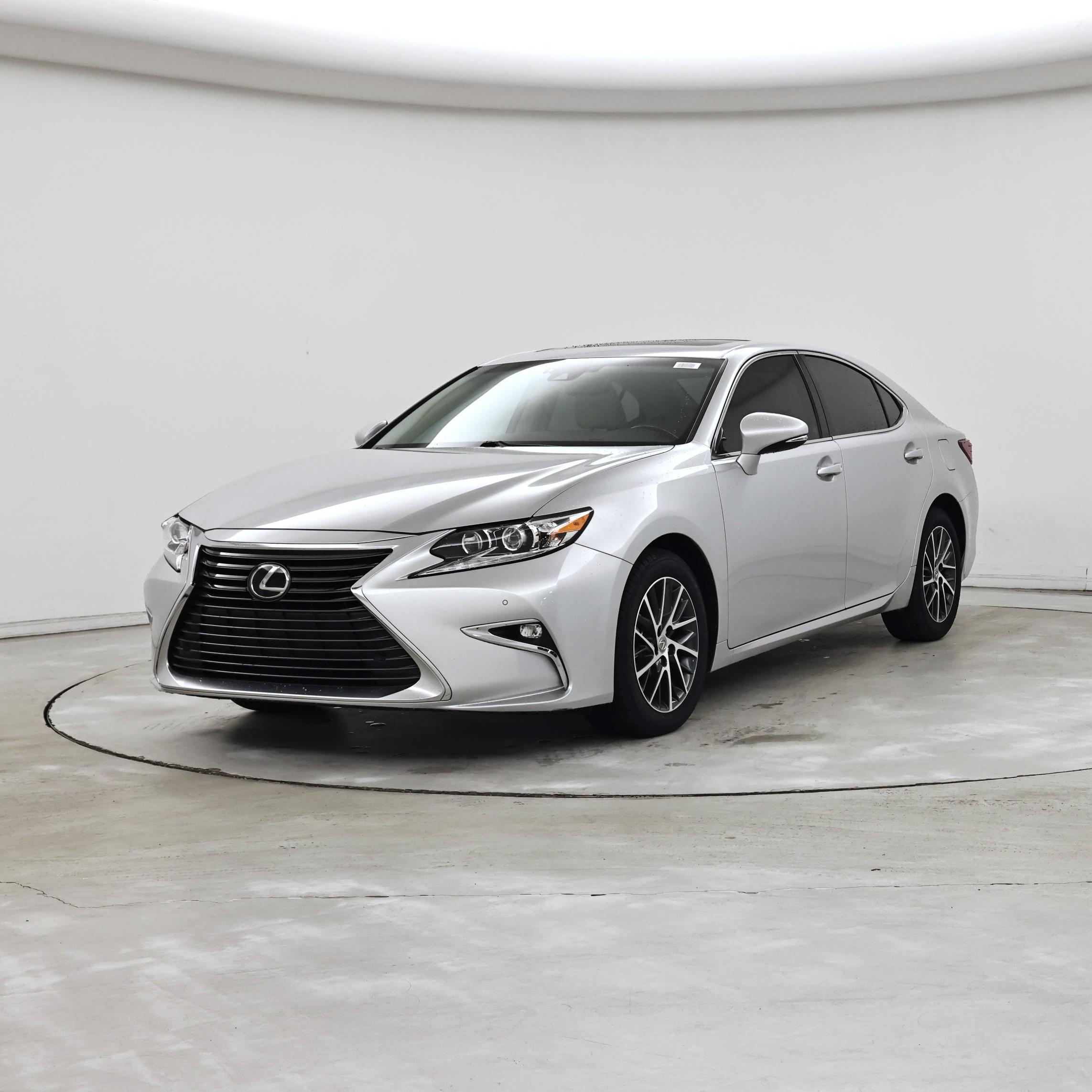Thumbnail: 2016 Lexus ES - 4