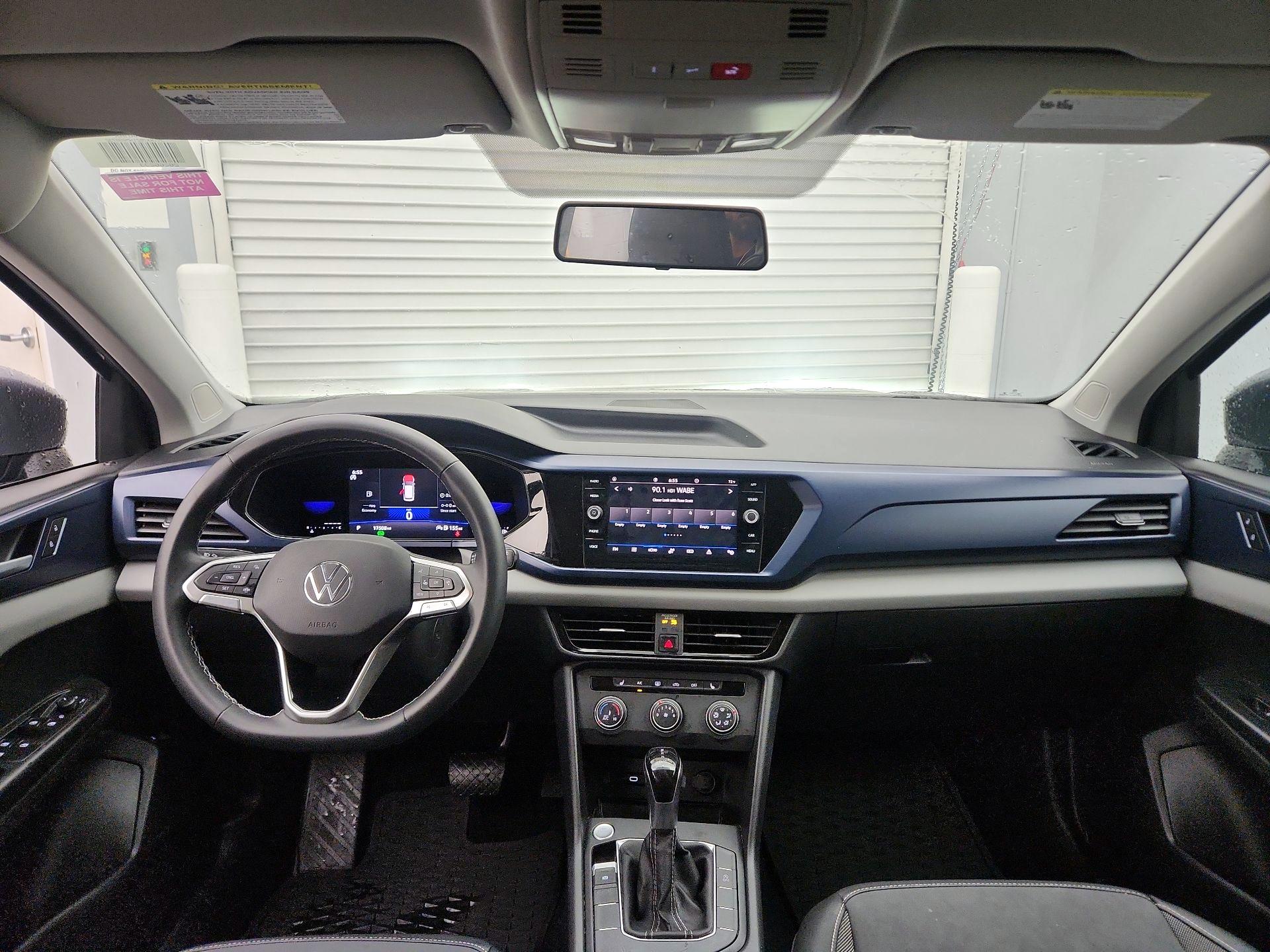 Thumbnail: 2022 Volkswagen Taos - 9