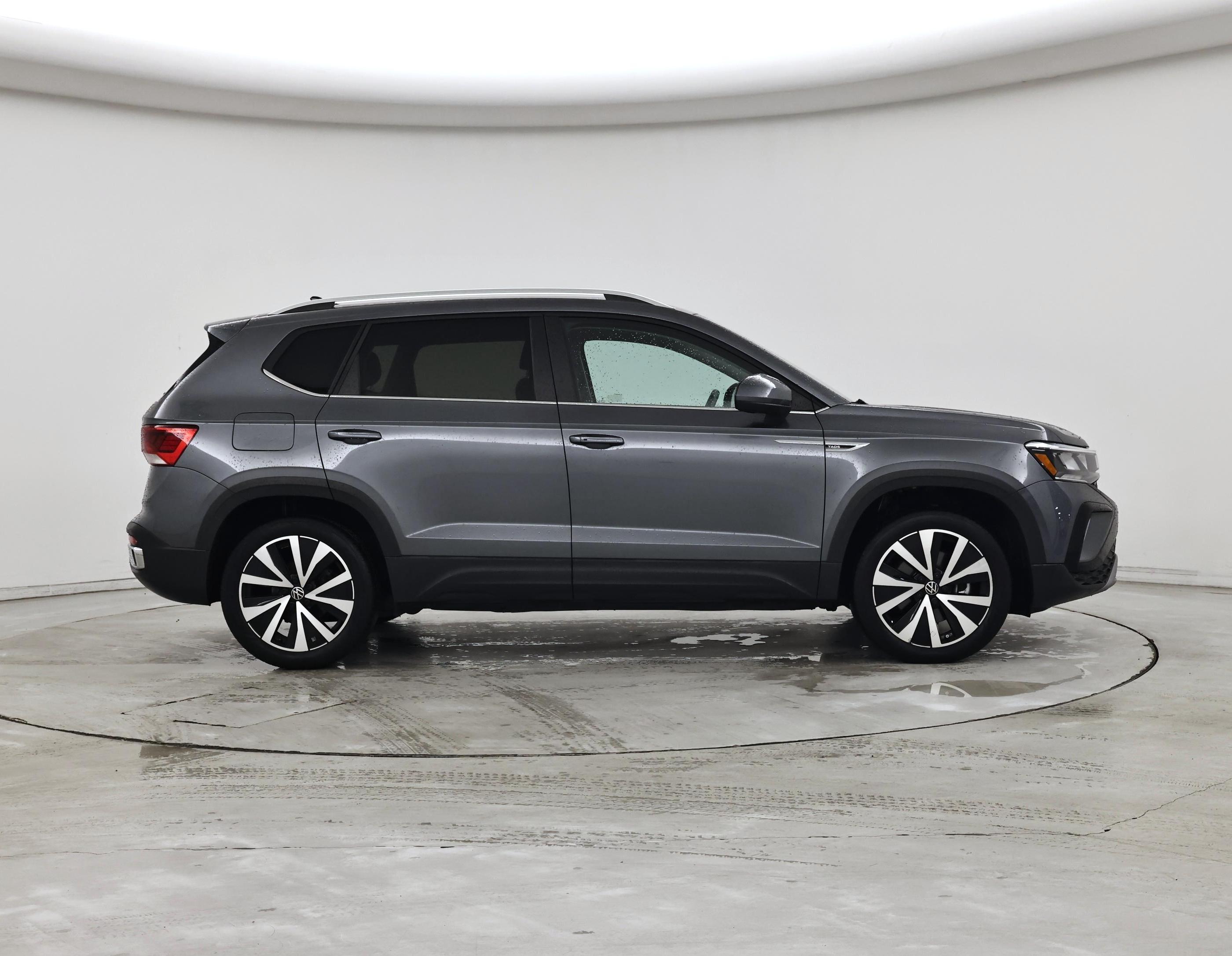 Thumbnail: 2022 Volkswagen Taos - 7