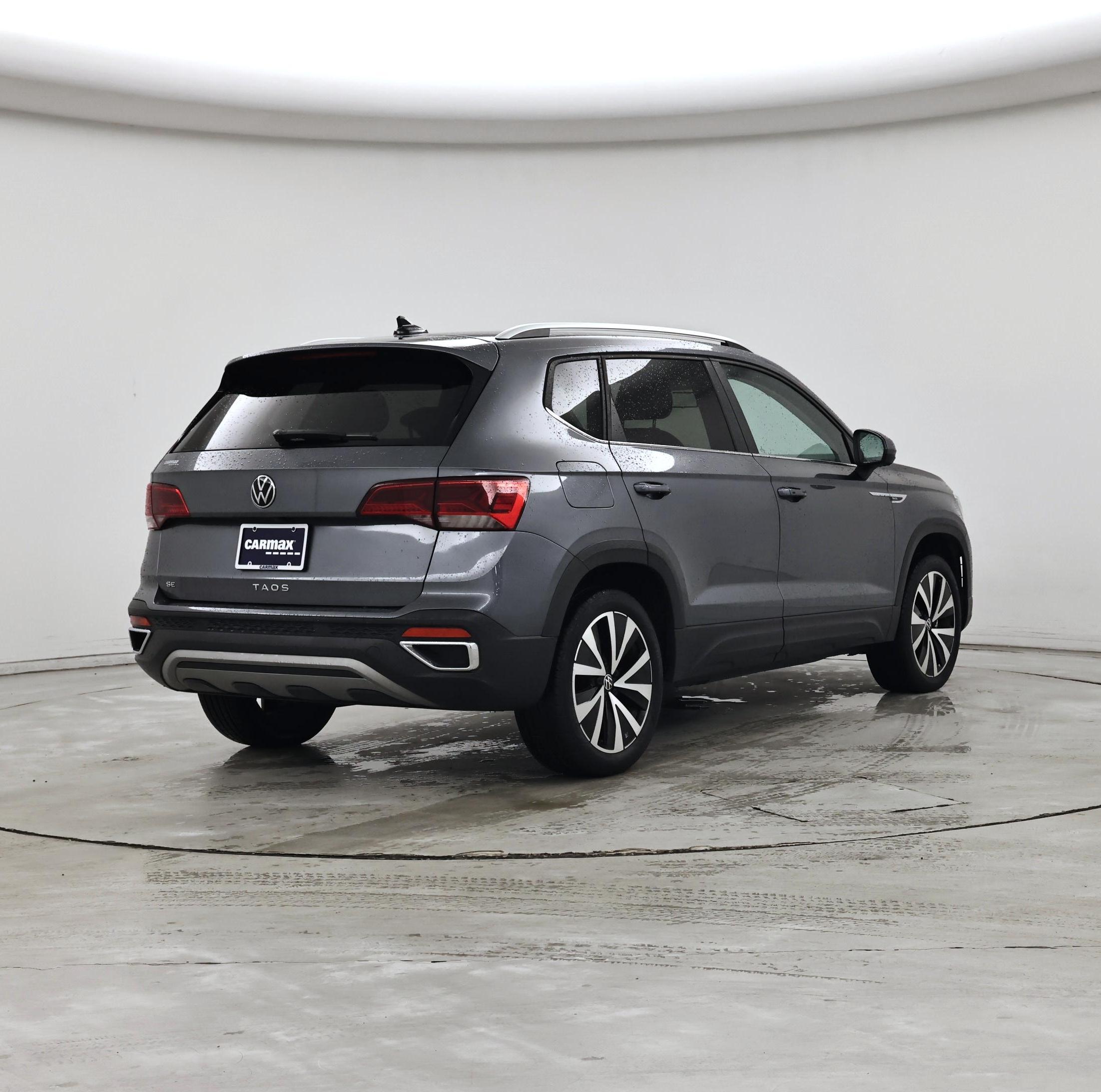 Thumbnail: 2022 Volkswagen Taos - 8