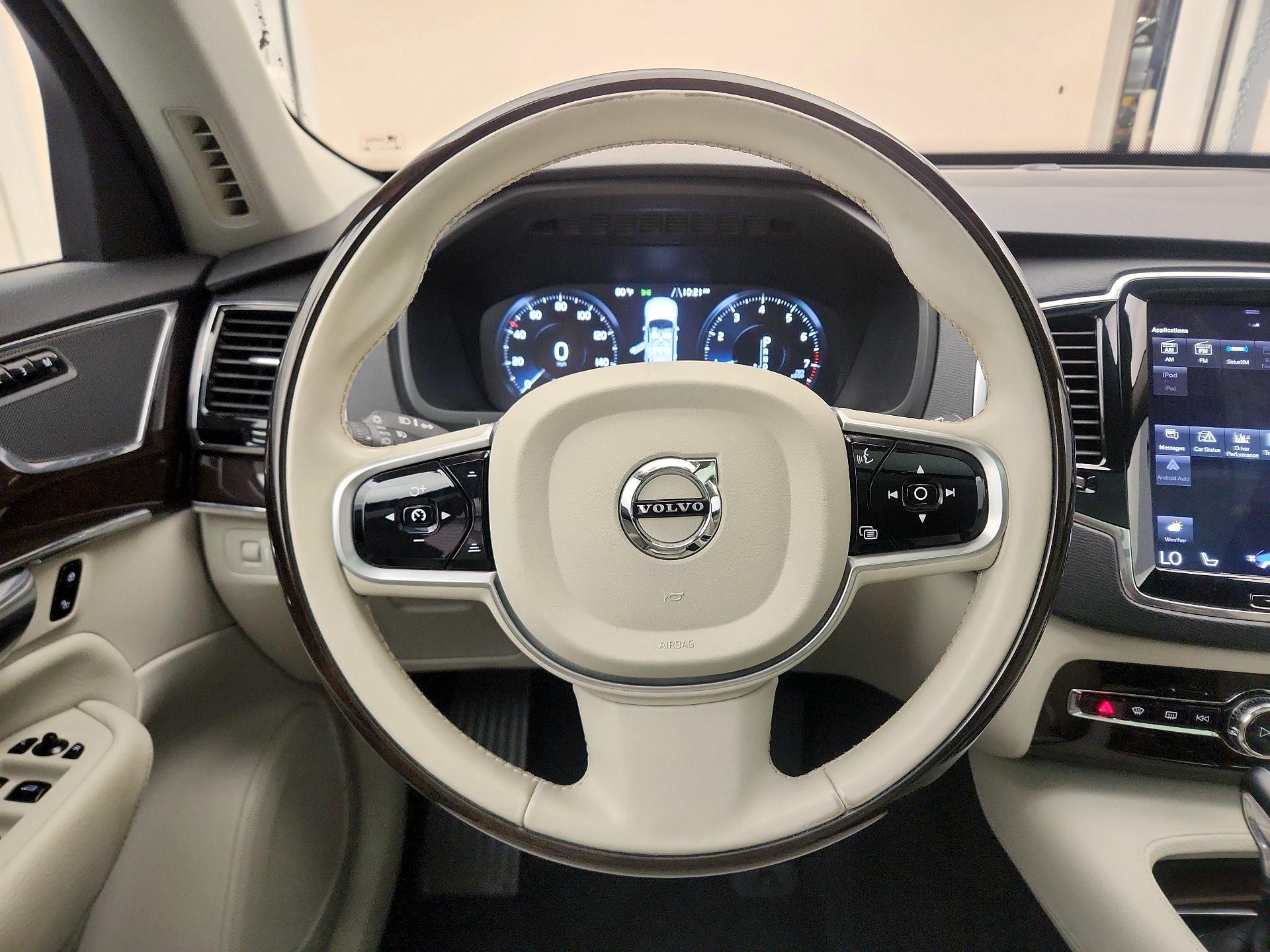 Thumbnail: 2018 Volvo XC90 - 10