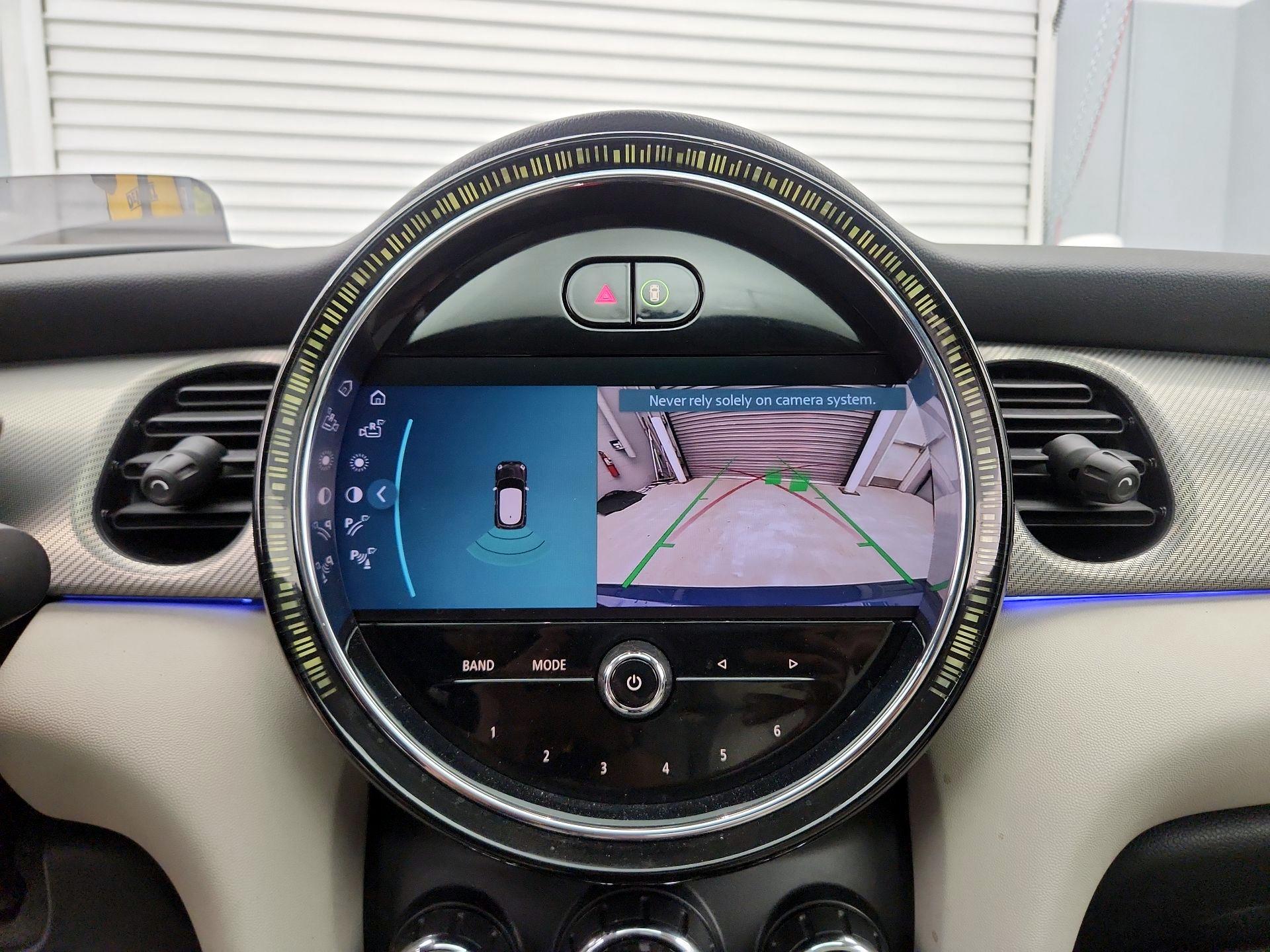 Thumbnail: 2022 MINI Cooper Hardtop - 15