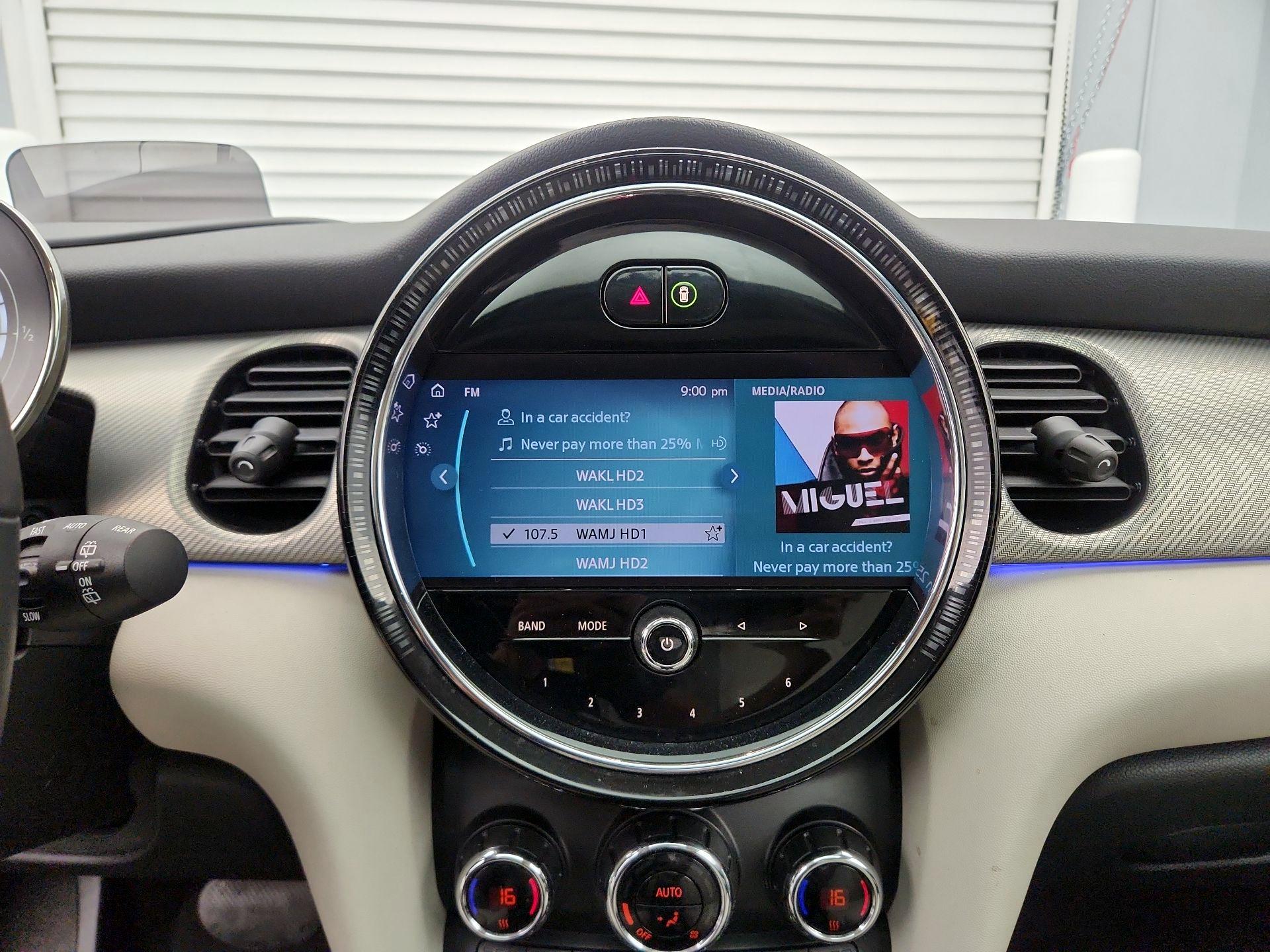 Thumbnail: 2022 MINI Cooper Hardtop - 16