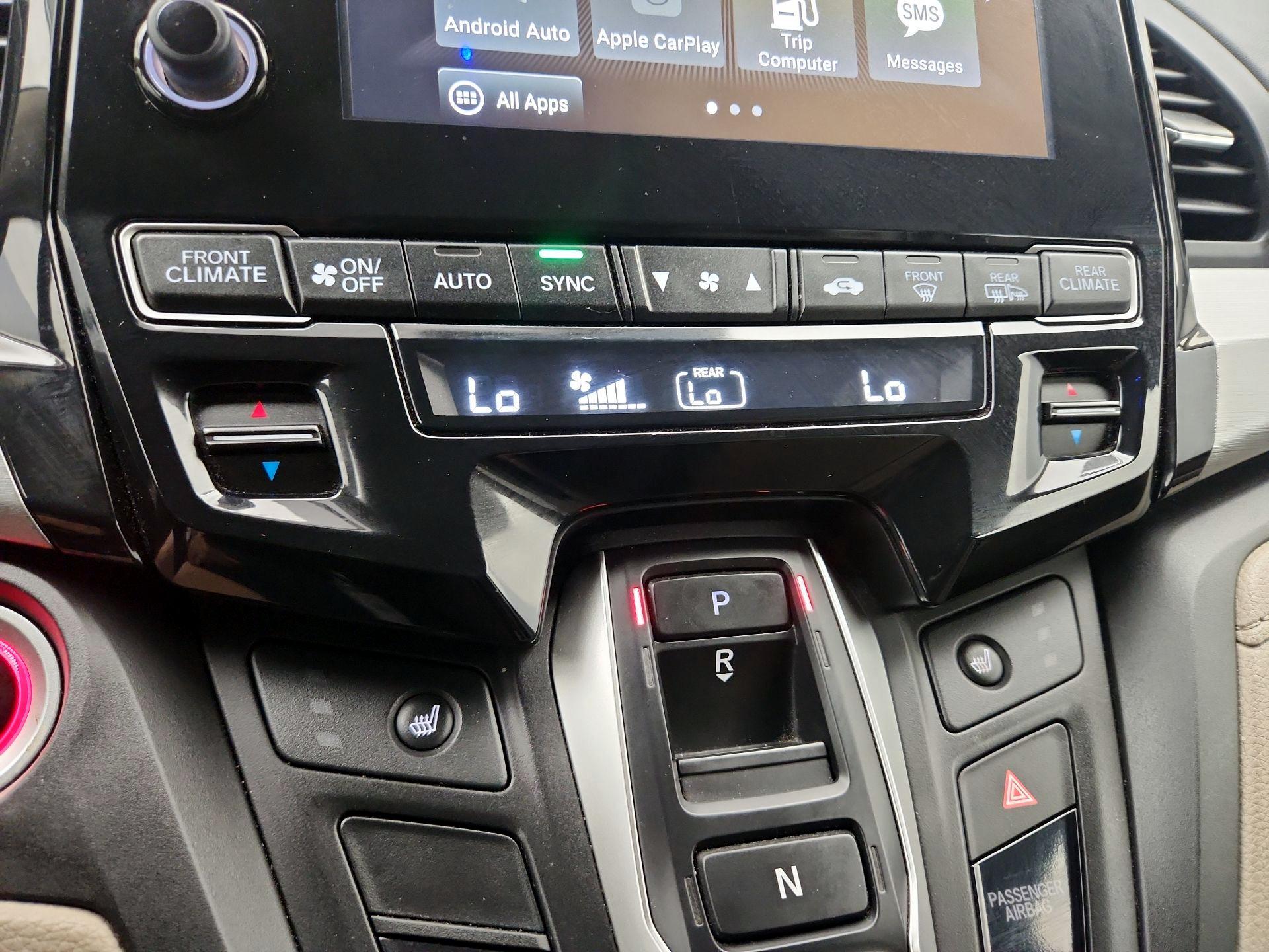 Thumbnail: 2019 Honda Odyssey - 16