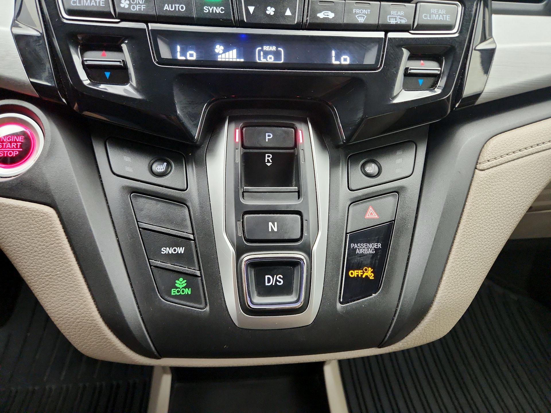 Thumbnail: 2019 Honda Odyssey - 17