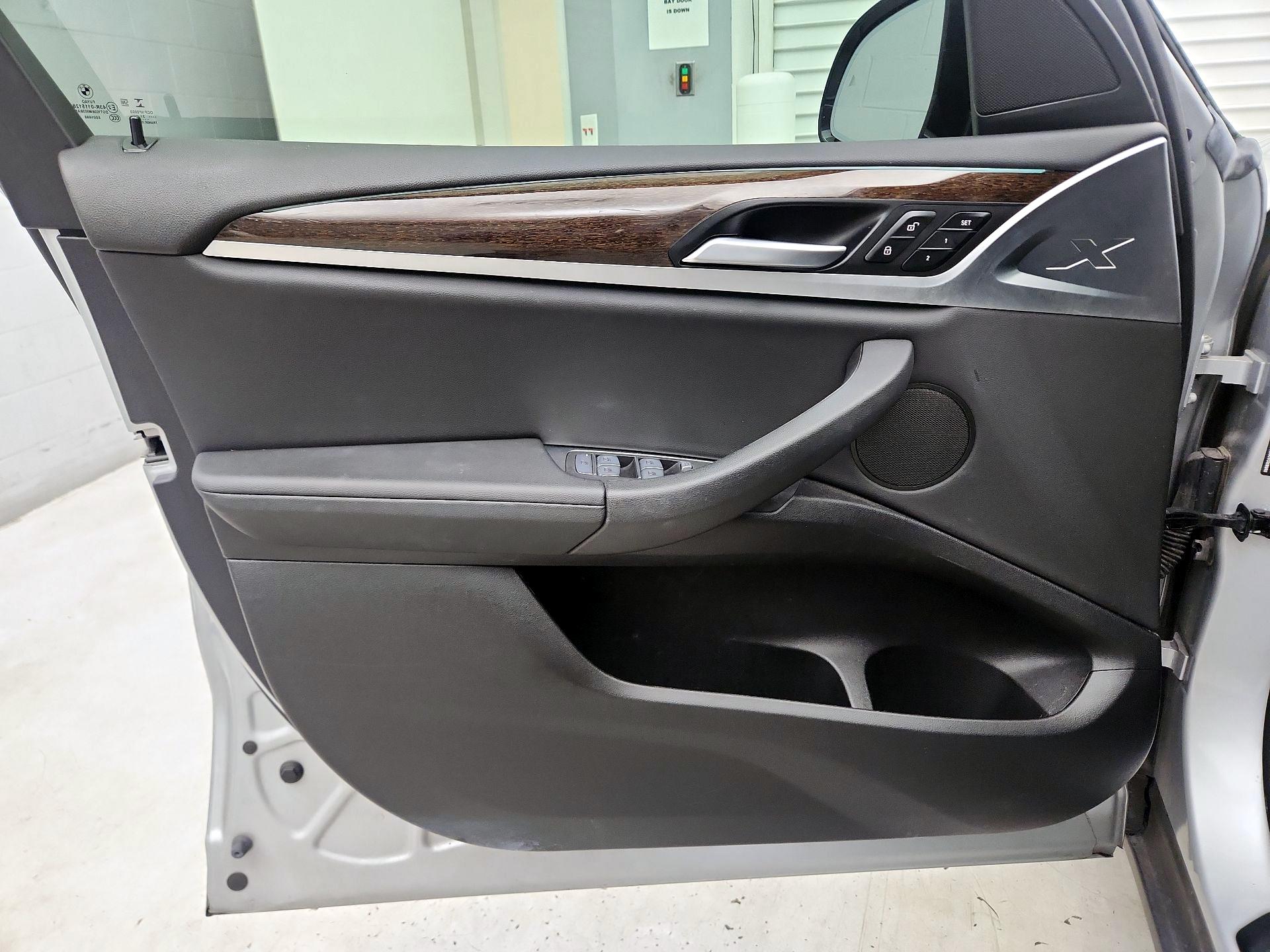 Thumbnail: 2021 BMW X3 - 12