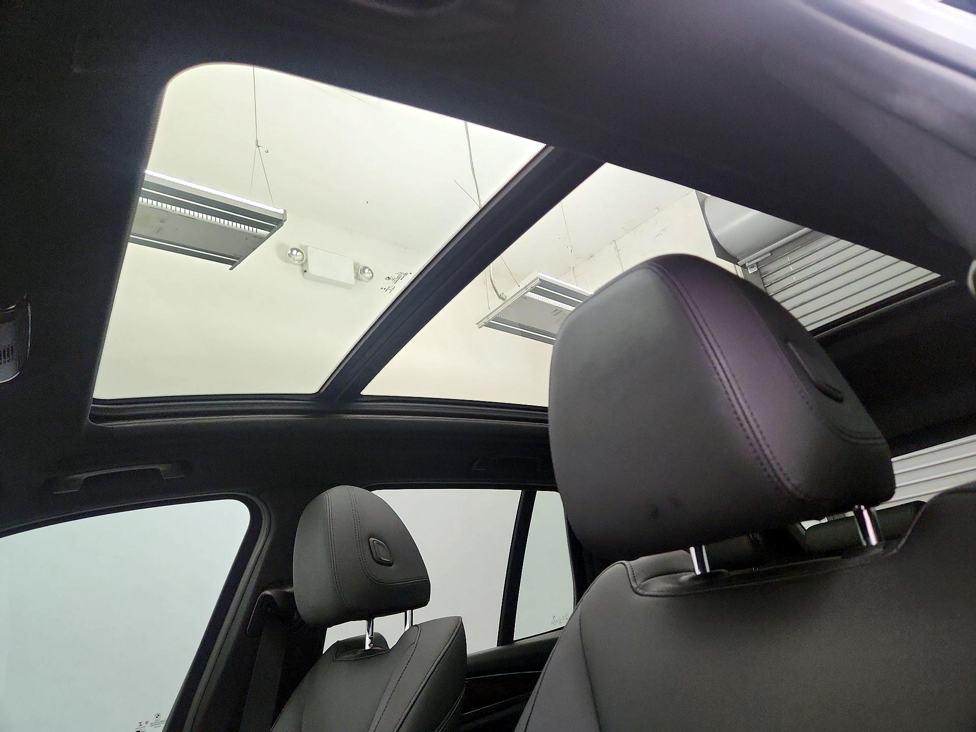 Thumbnail: 2021 BMW X3 - 20