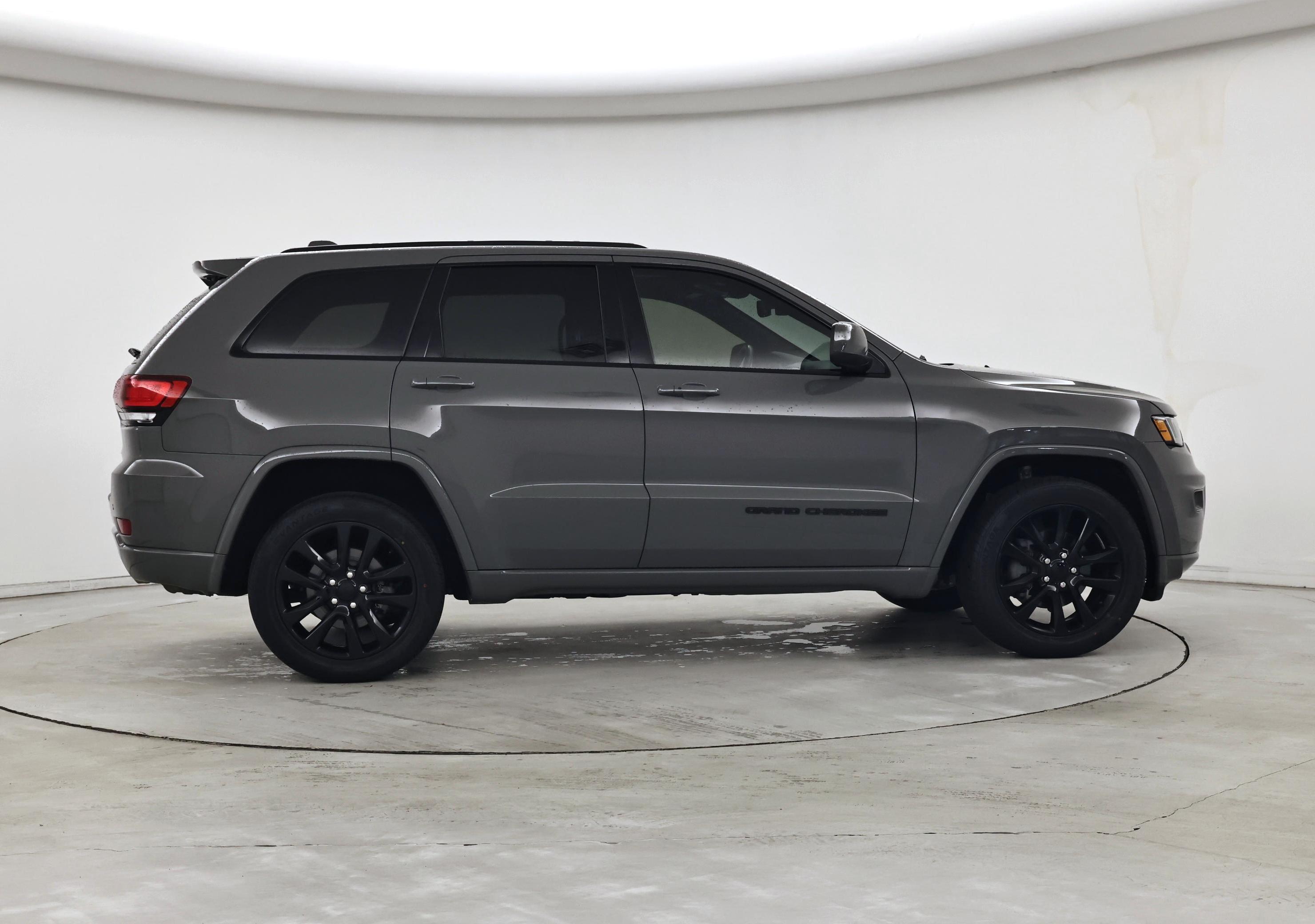 Thumbnail: 2019 Jeep Grand Cherokee - 7
