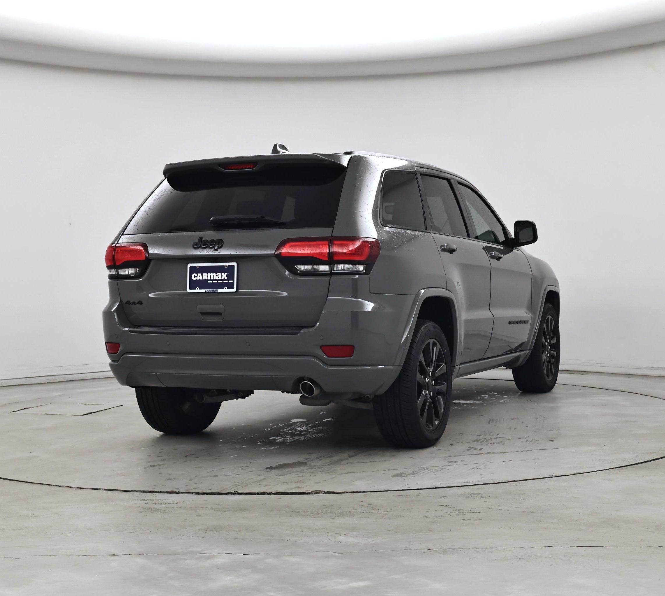 Thumbnail: 2019 Jeep Grand Cherokee - 8