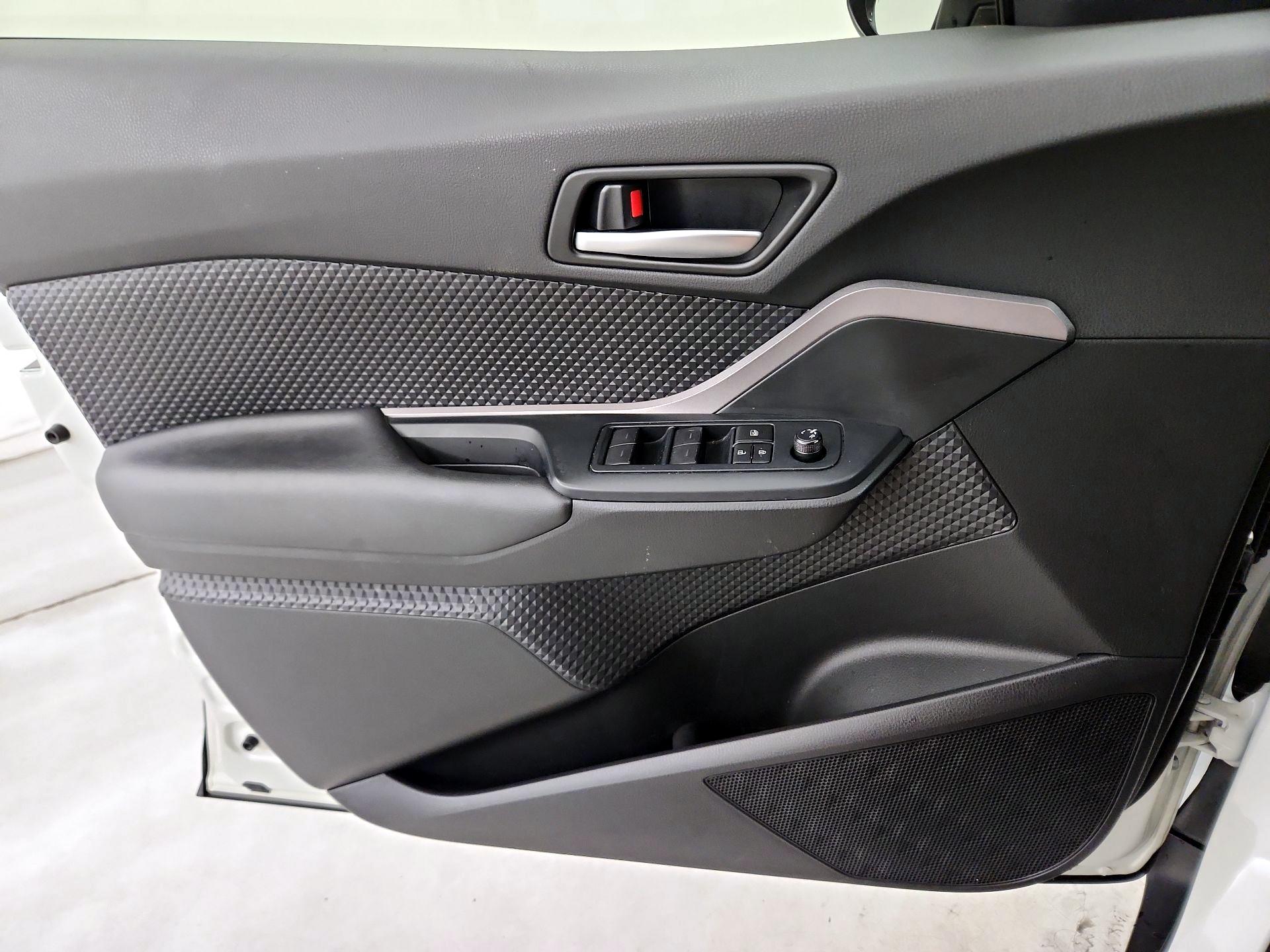 Thumbnail: 2020 Toyota C-HR - 12