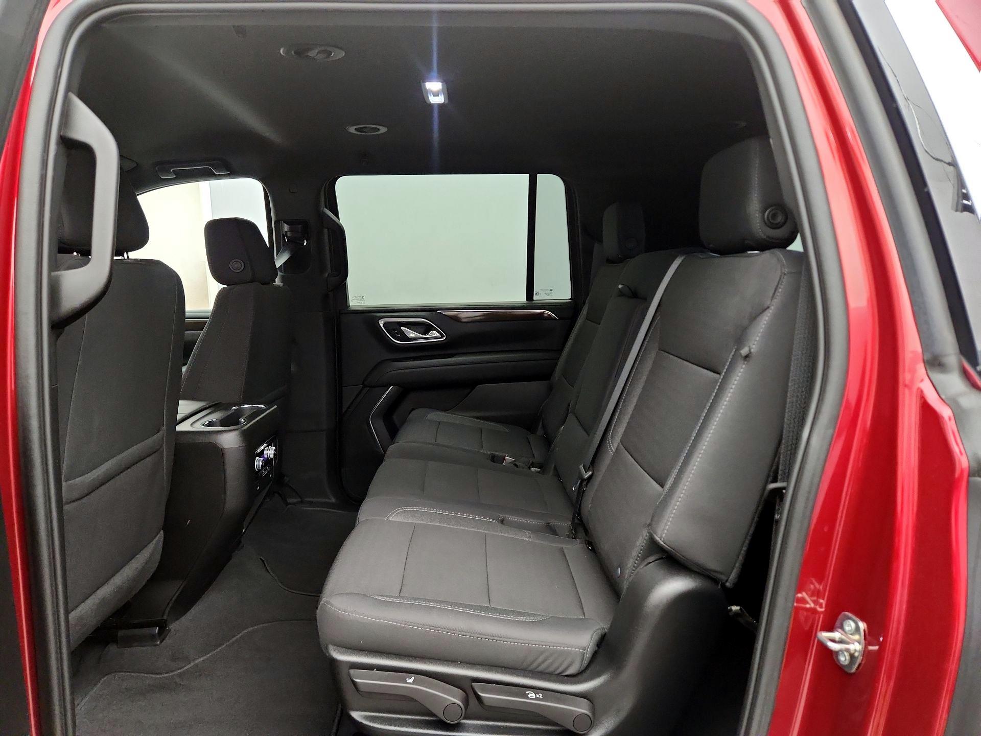 Thumbnail: 2023 GMC Yukon XL - 19
