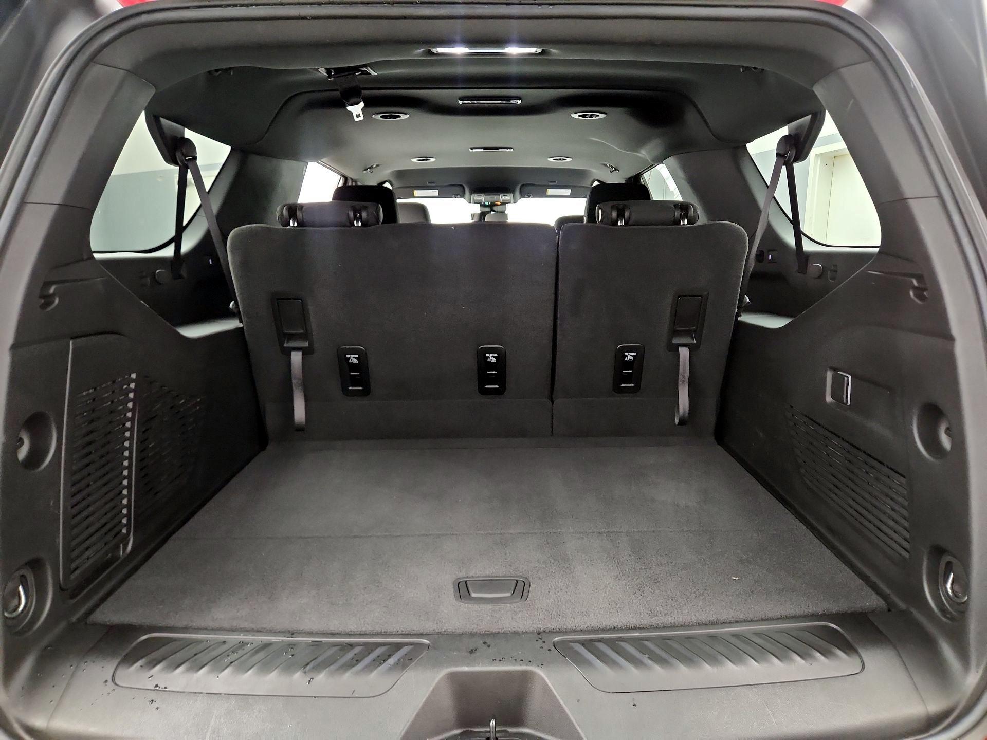 Thumbnail: 2023 GMC Yukon XL - 20