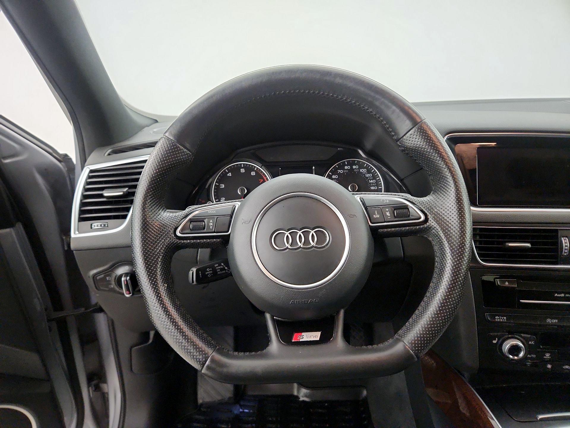 Thumbnail: 2015 Audi Q5 - 10