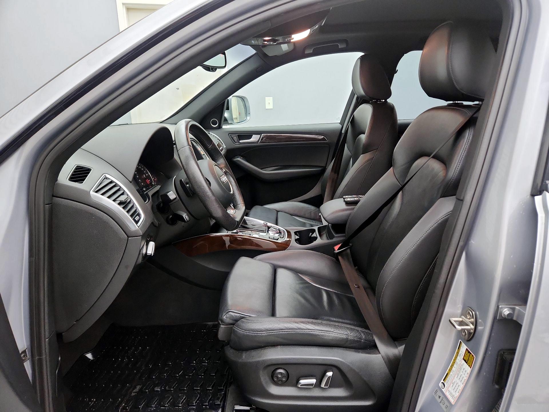 Thumbnail: 2015 Audi Q5 - 11