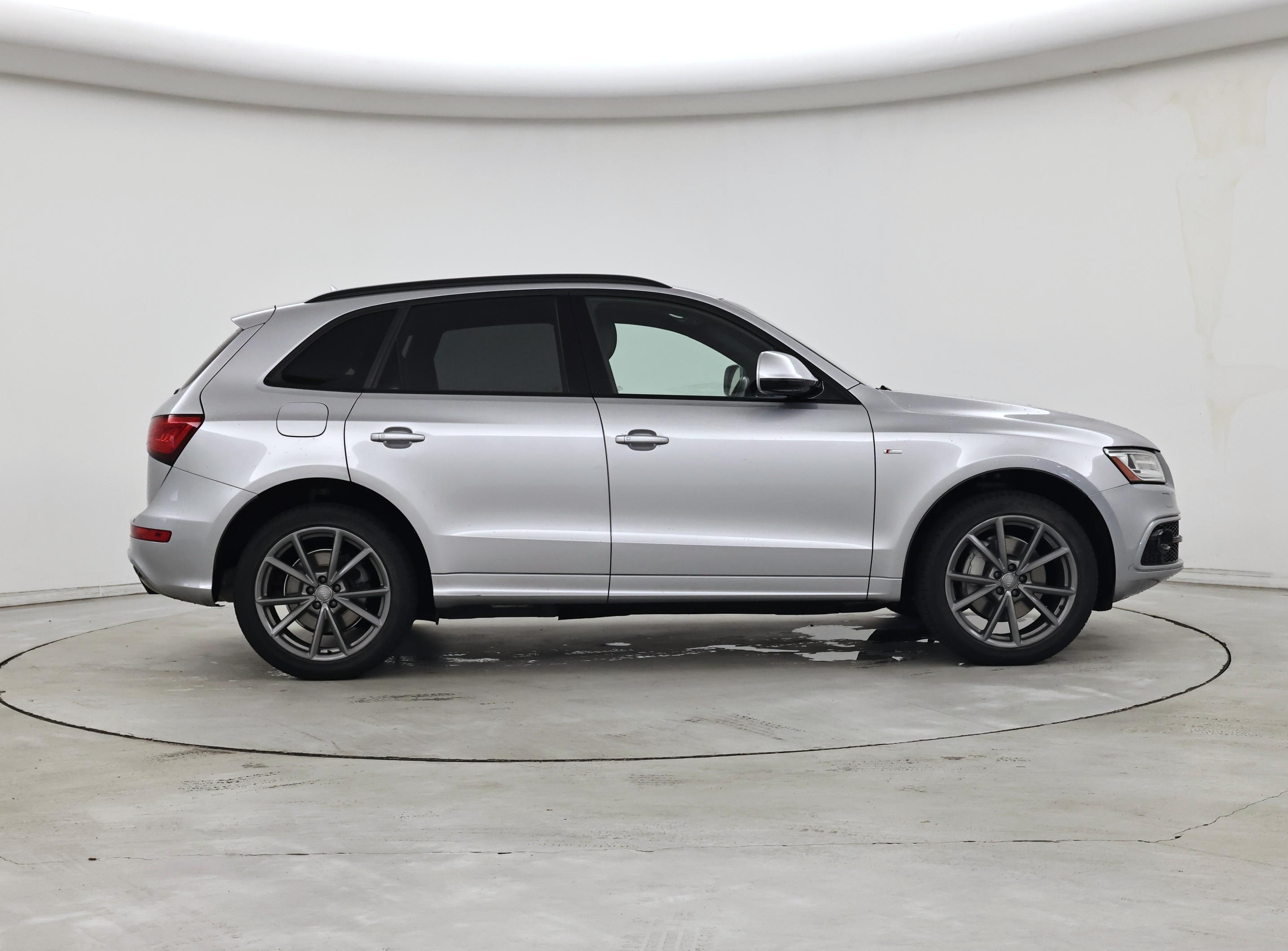 Thumbnail: 2015 Audi Q5 - 7
