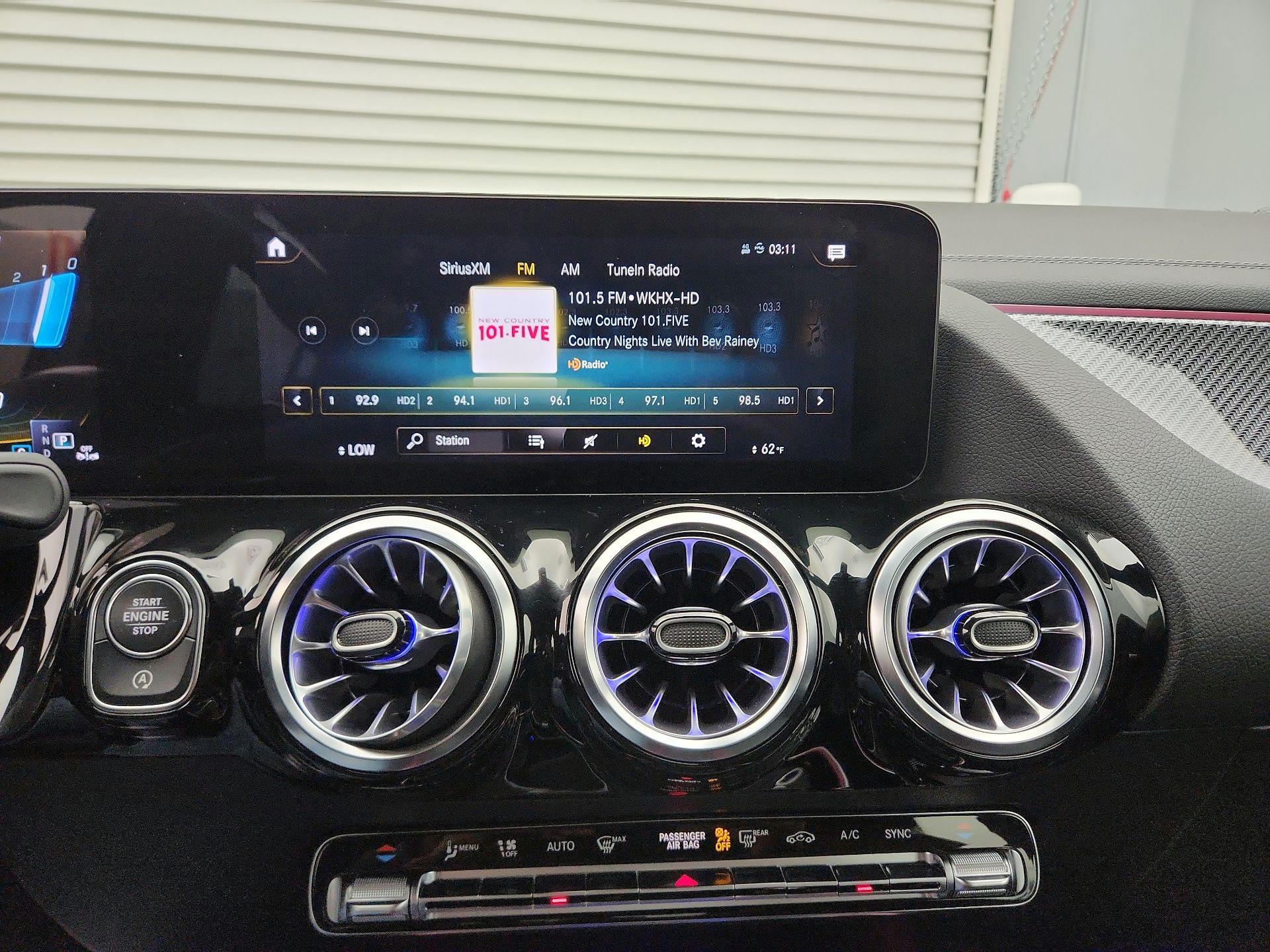 Thumbnail: 2023 Mercedes-Benz GLA - 15