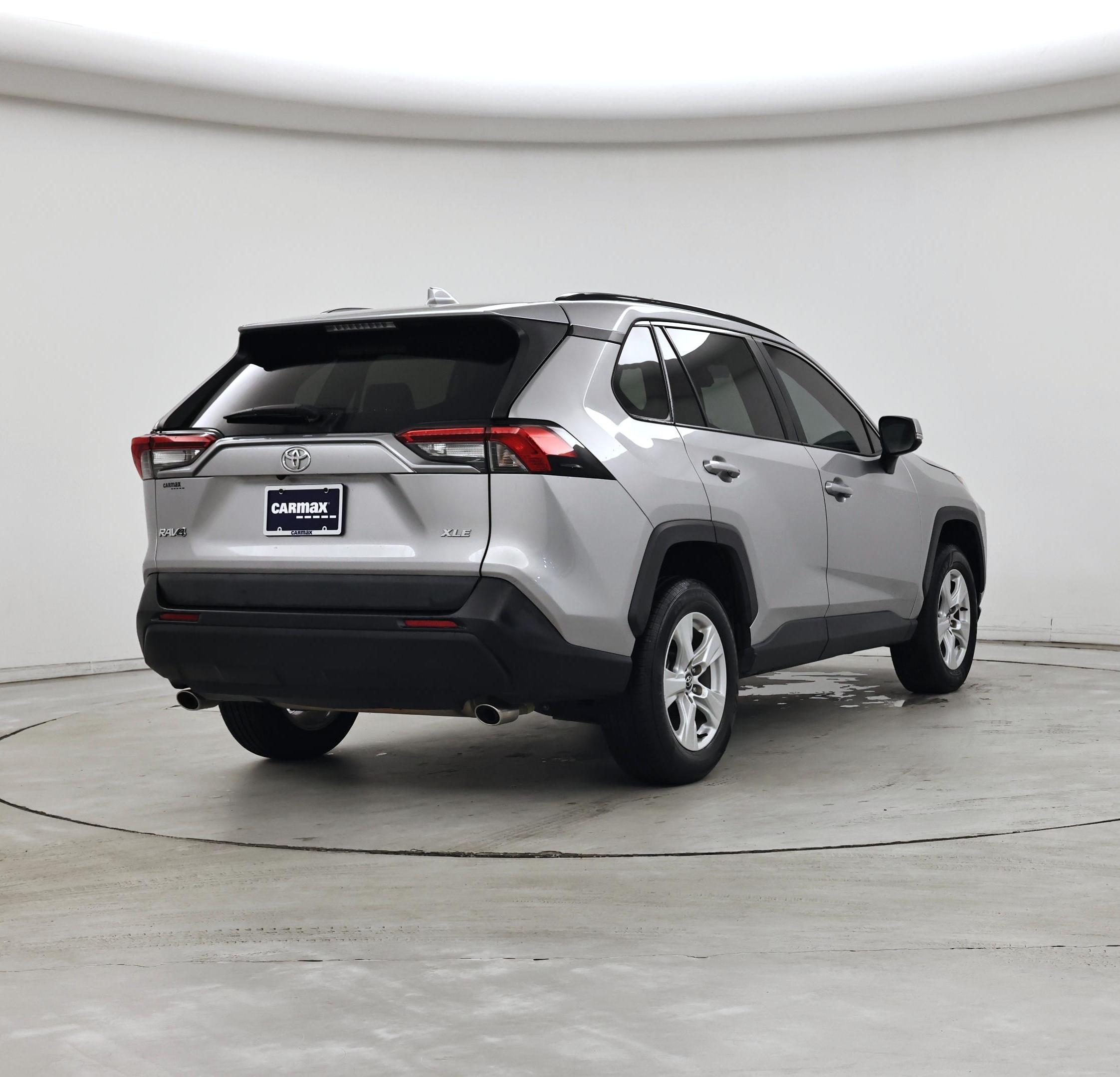 Thumbnail: 2020 Toyota RAV4 - 8