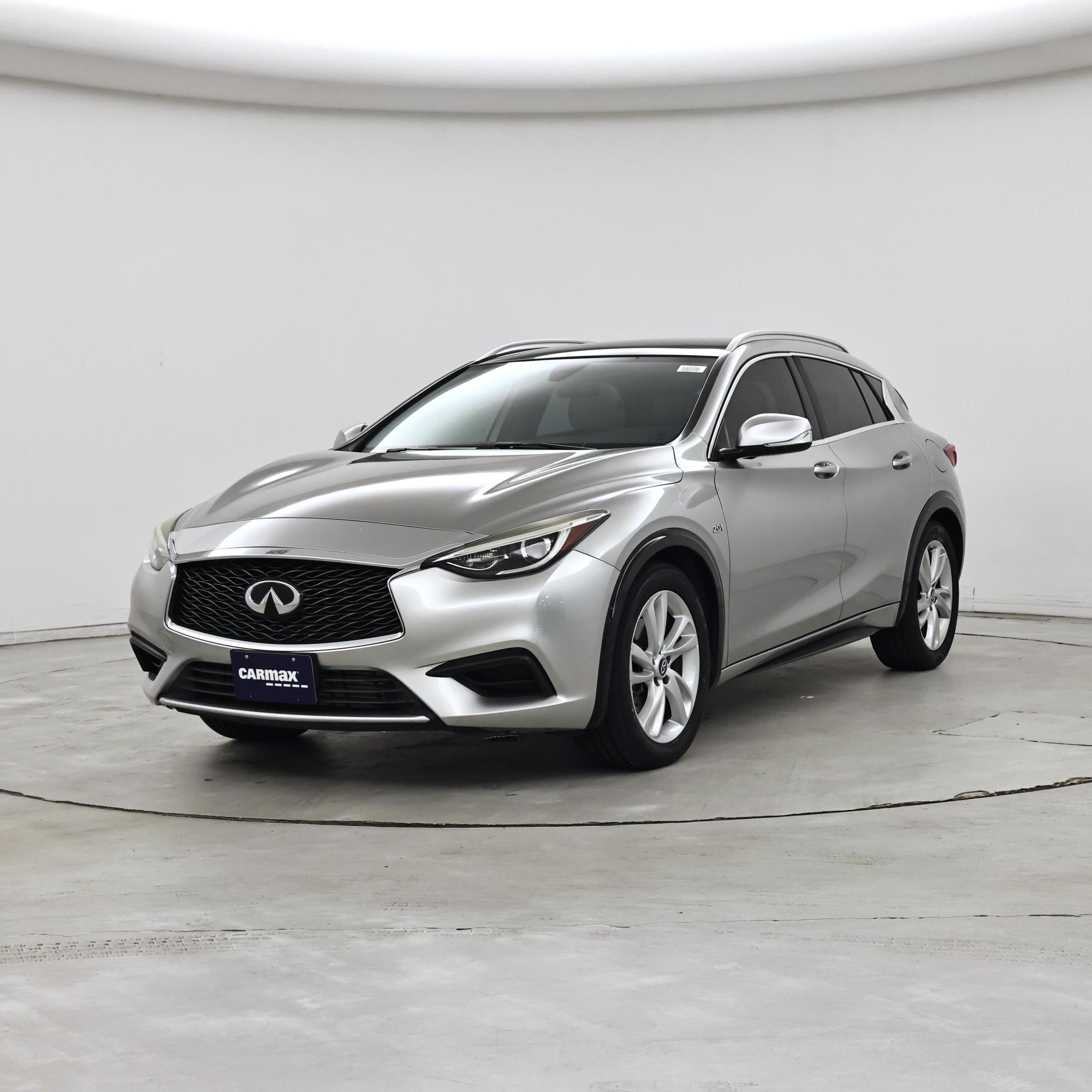 Thumbnail: 2019 INFINITI QX30 - 4