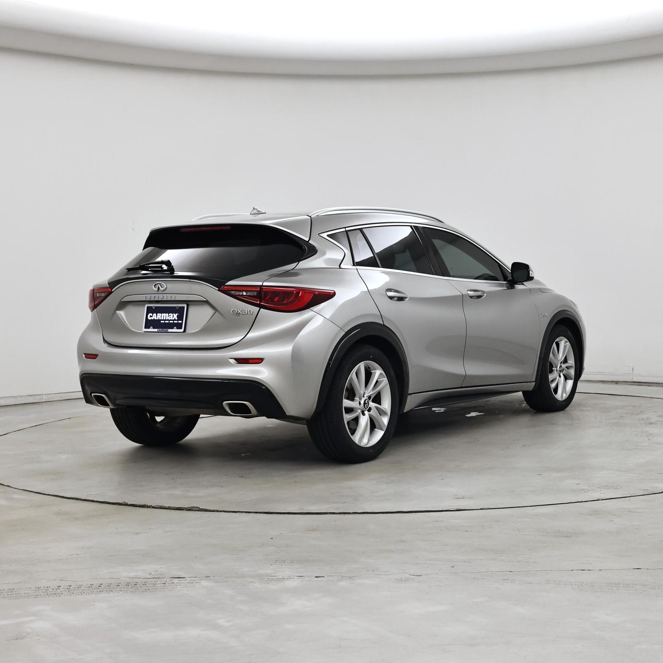 Thumbnail: 2019 INFINITI QX30 - 8