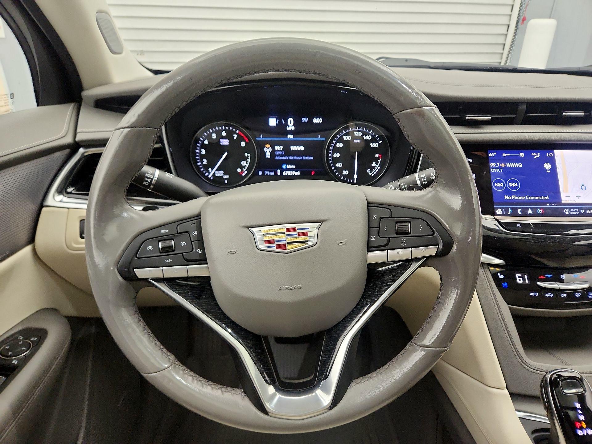 Thumbnail: 2023 Cadillac XT6 - 10