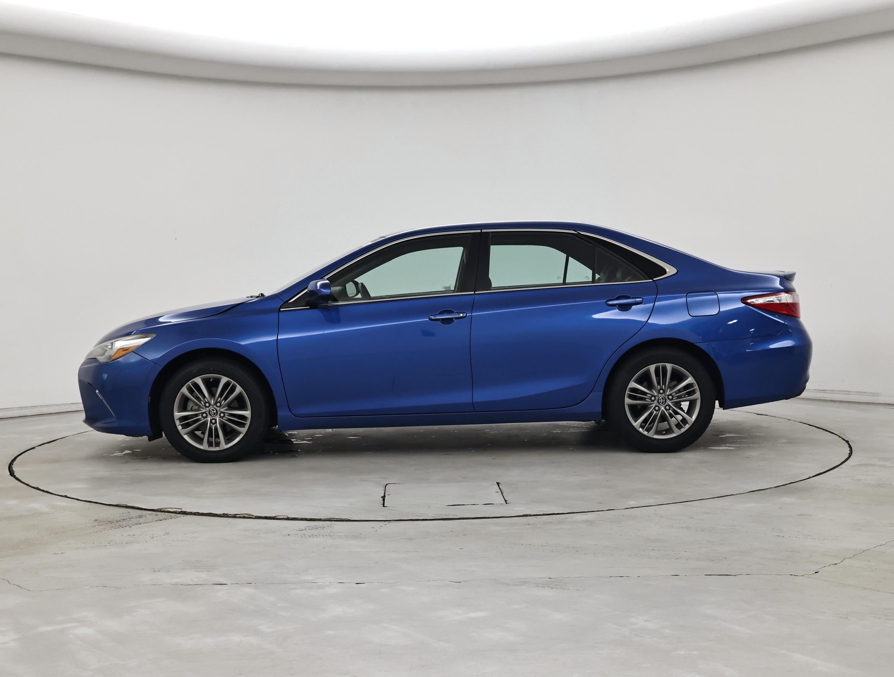Thumbnail: 2017 Toyota Camry - 3