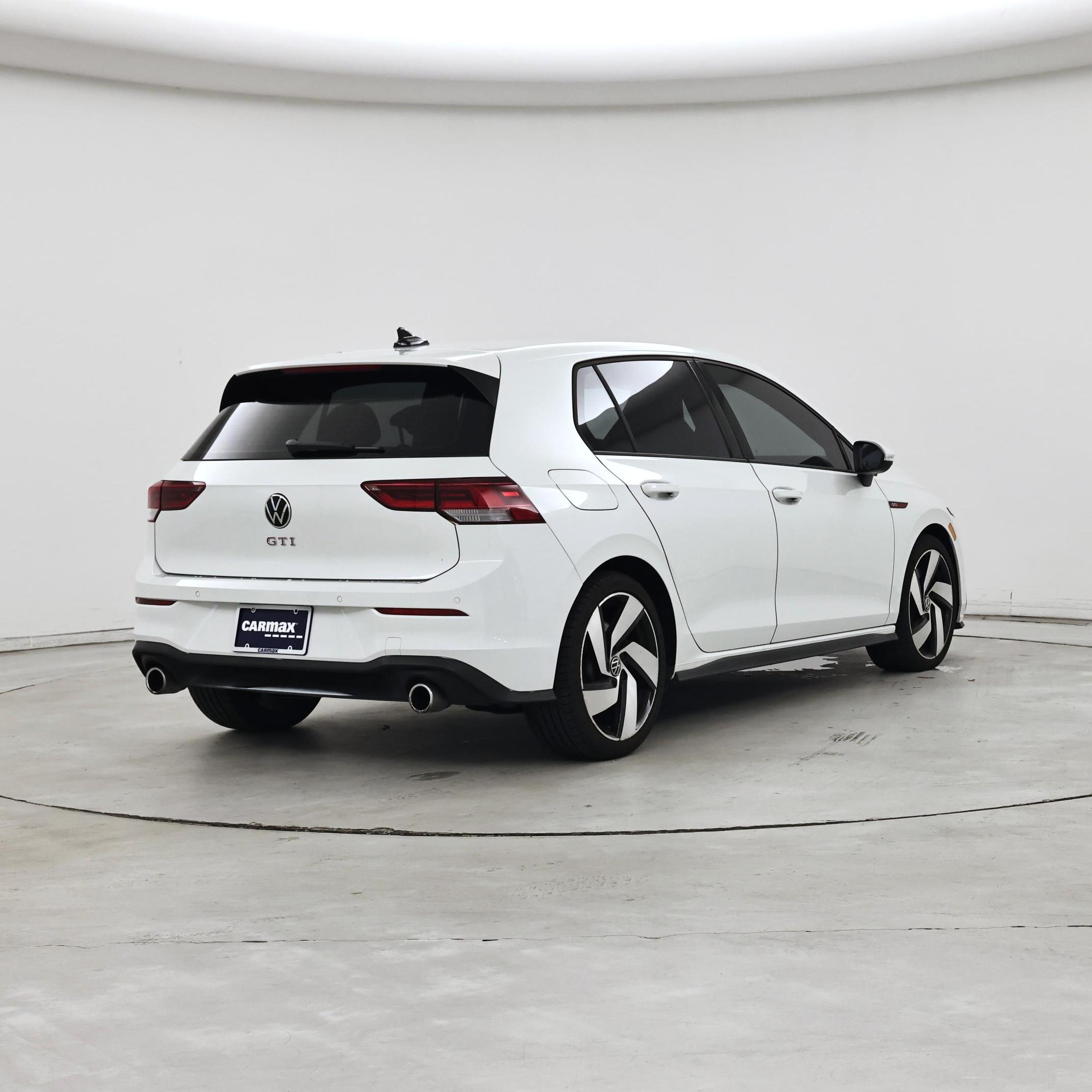 Thumbnail: 2023 Volkswagen Golf - 8