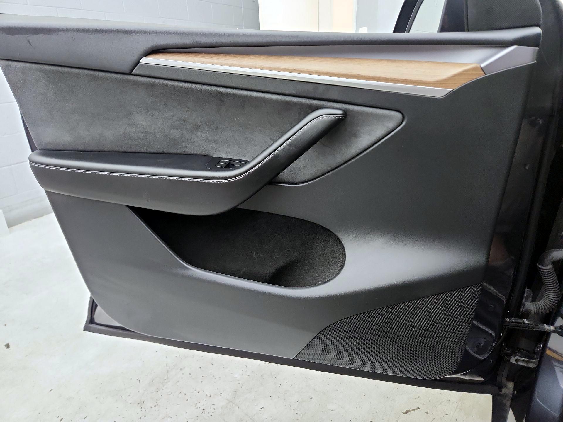 Thumbnail: 2024 Tesla Model Y - 12
