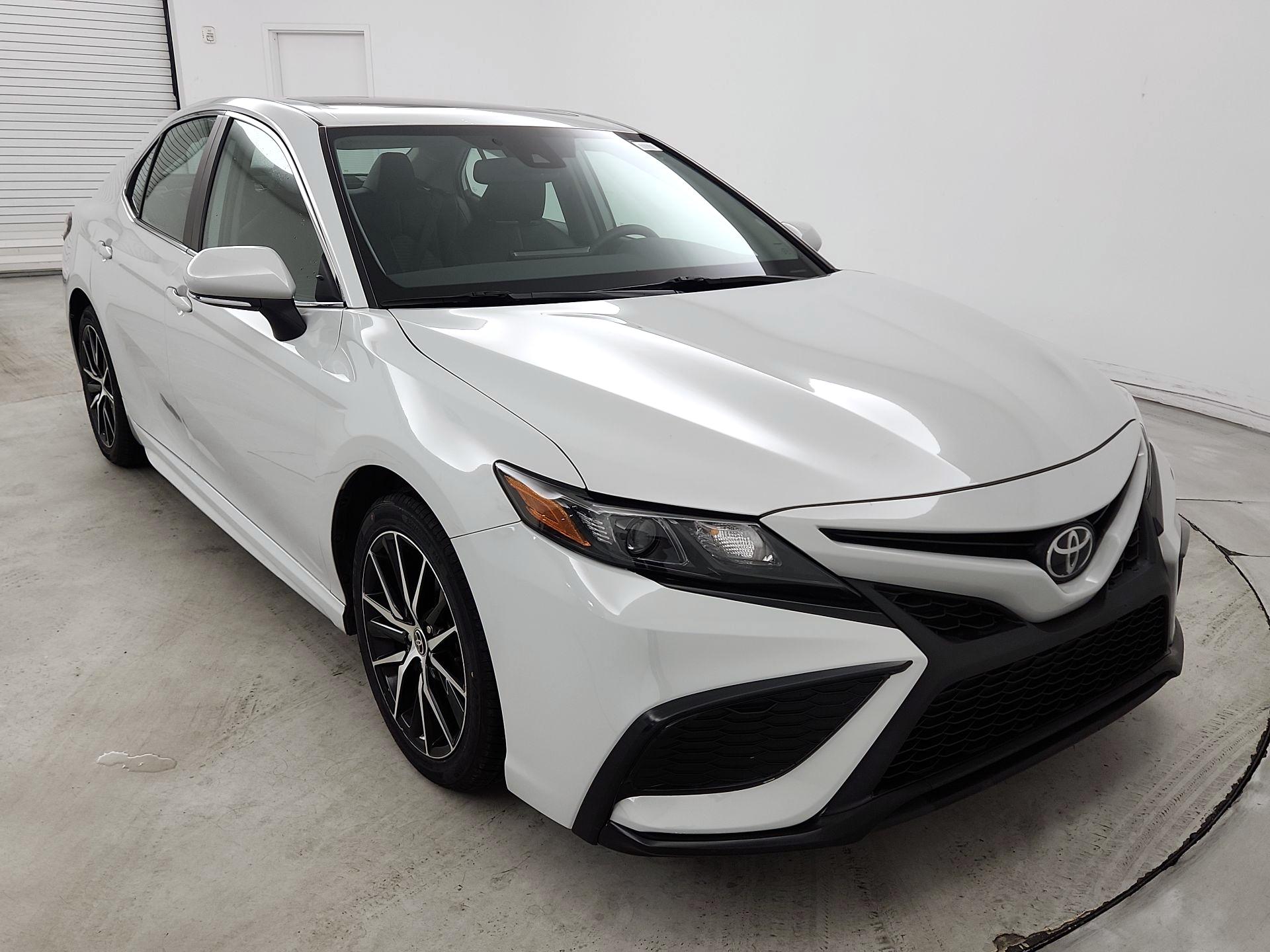 Thumbnail: 2022 Toyota Camry - 1