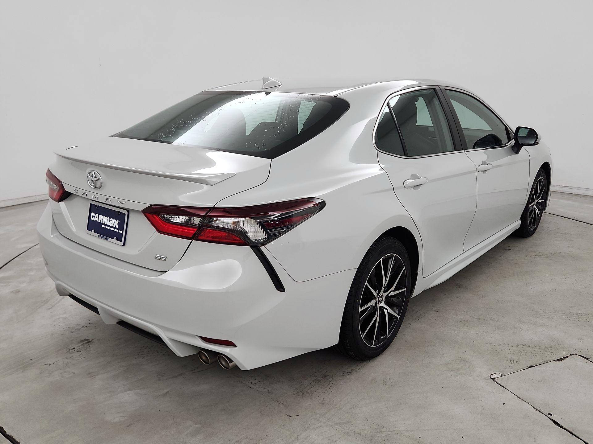 Thumbnail: 2022 Toyota Camry - 5