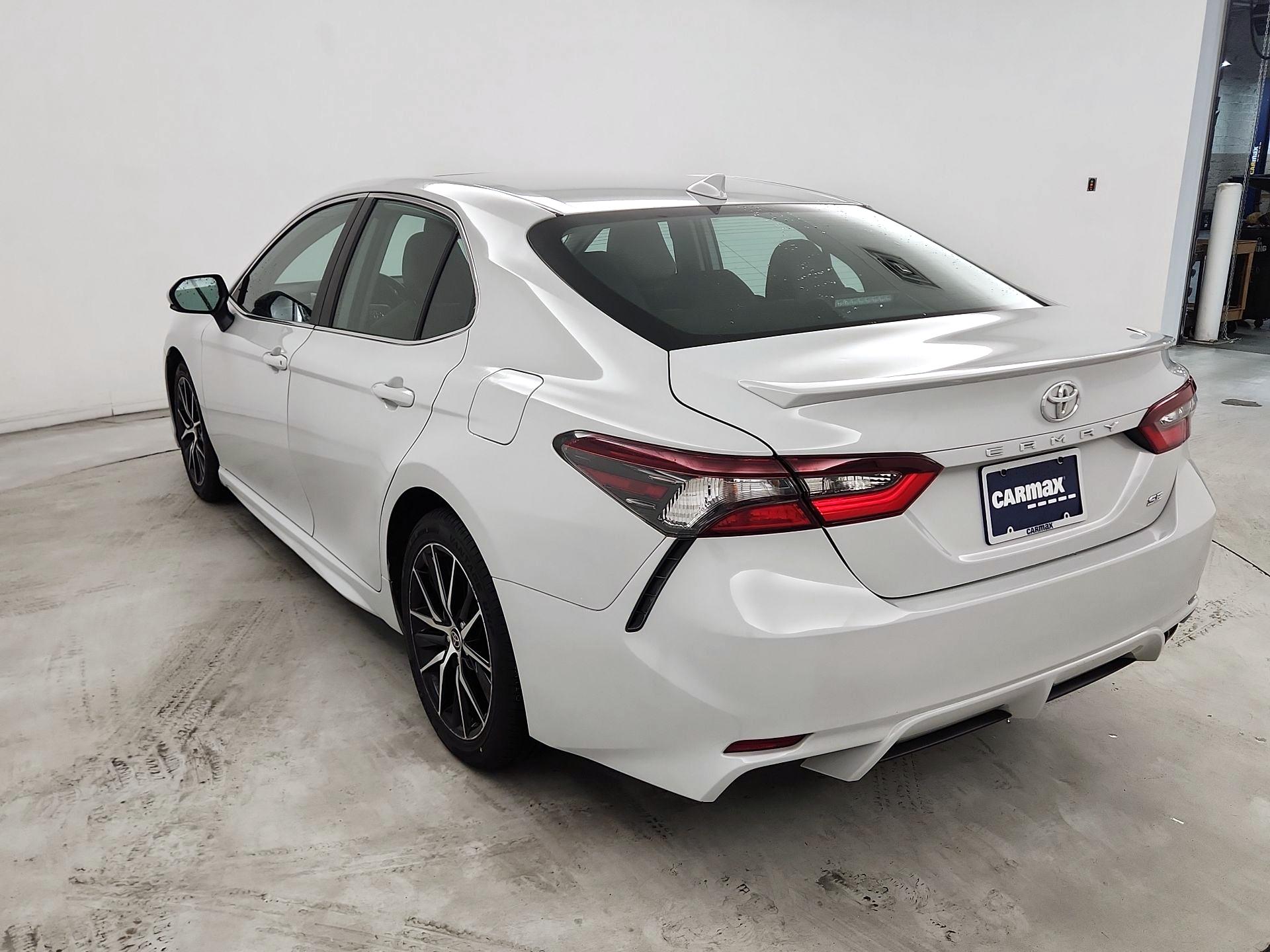 Thumbnail: 2022 Toyota Camry - 7